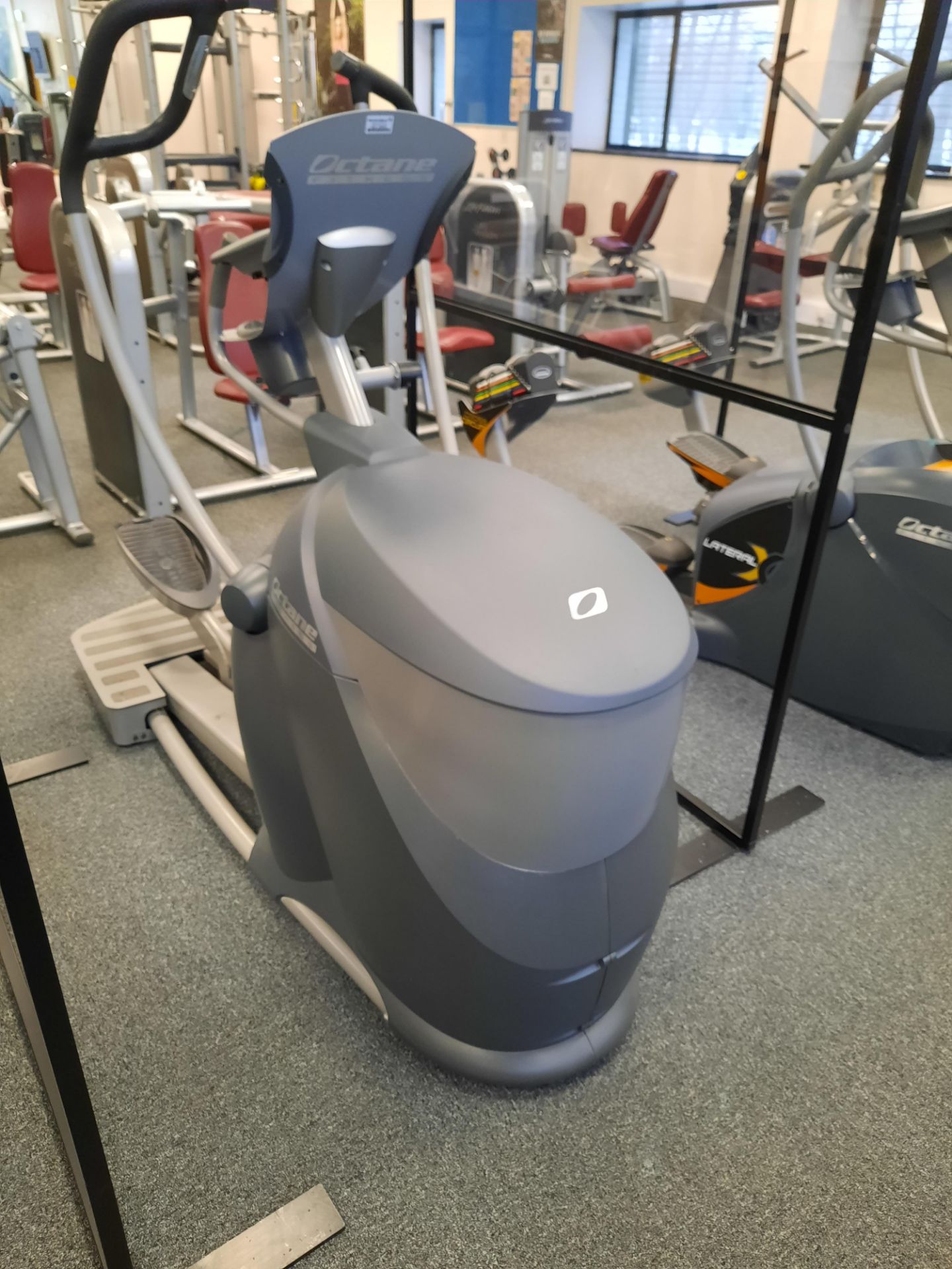 LATE ENTRY LOT Octane – Lateral Cross Trainer