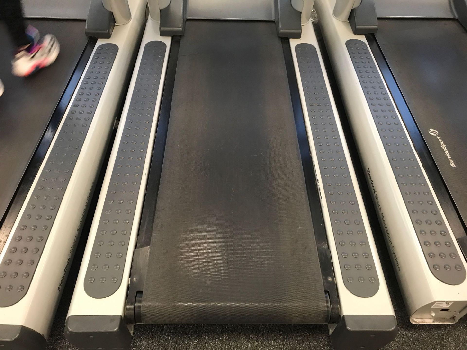 Life fitness Flex deck treadmill x 1 - Image 3 of 4