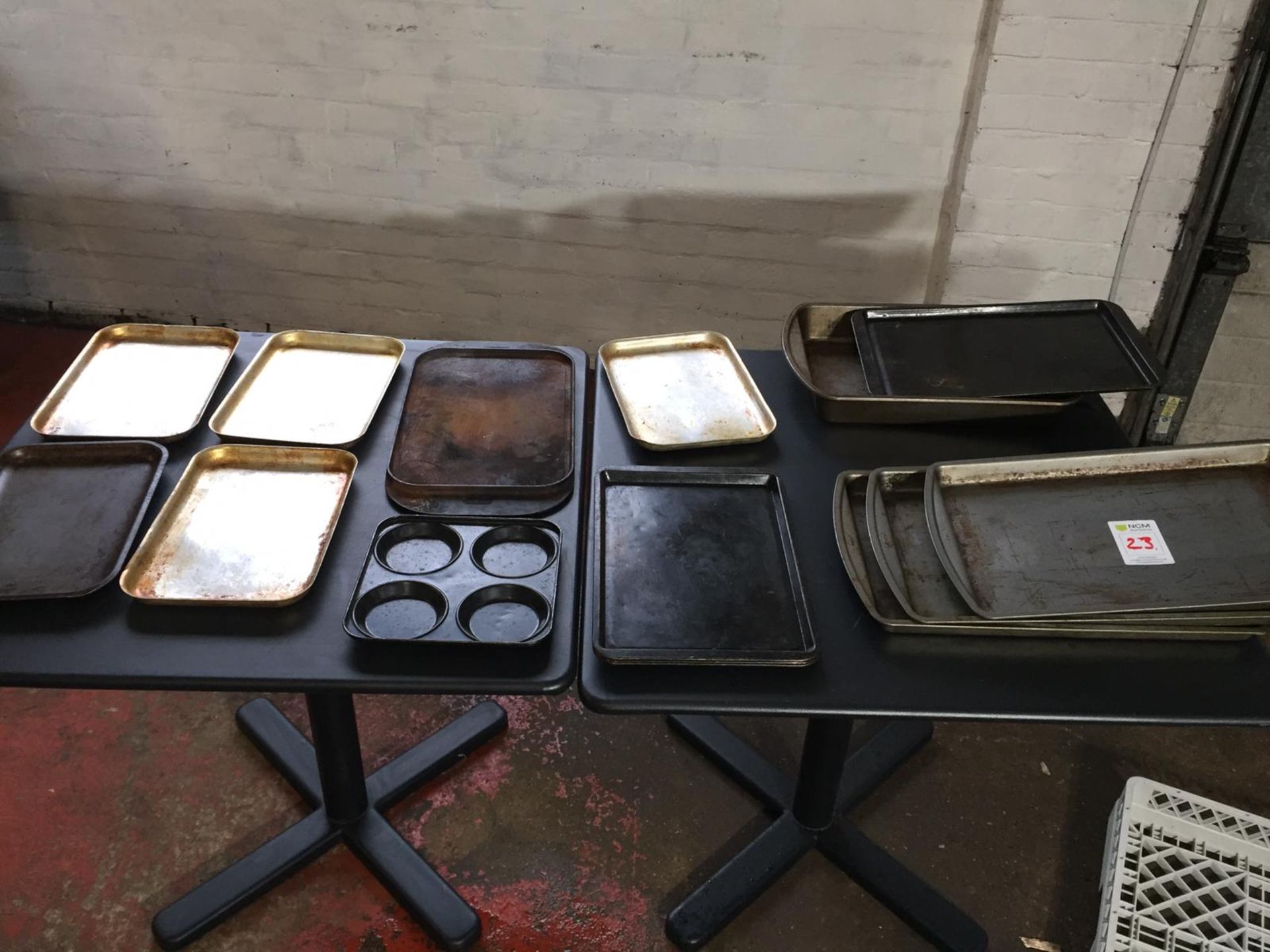 Baking Trays - Image 2 of 2