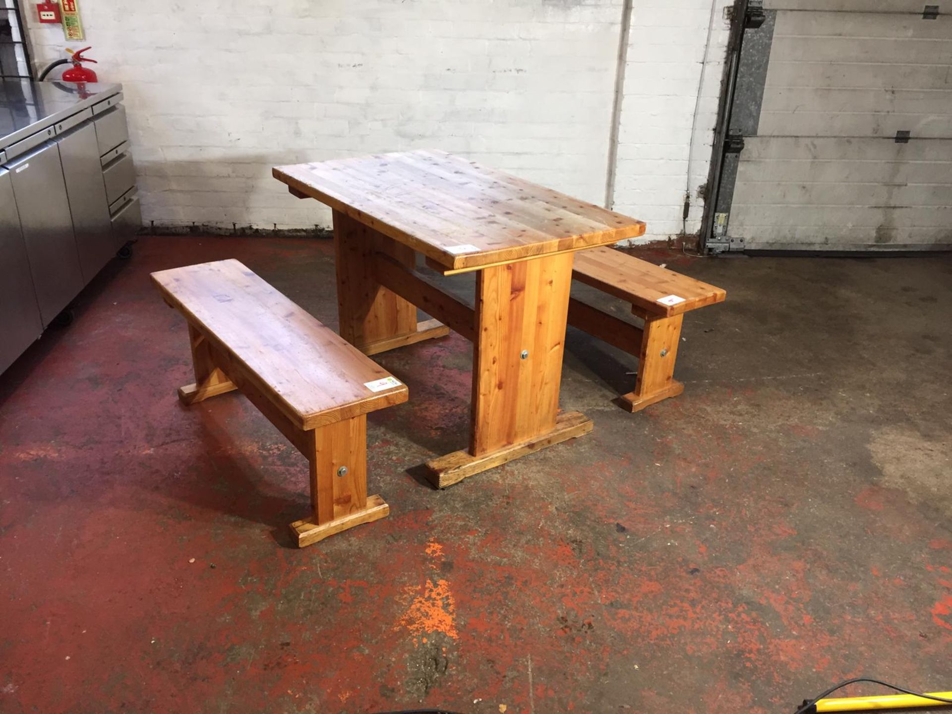 Pine Wooden Table with 2 Benches - Image 3 of 3