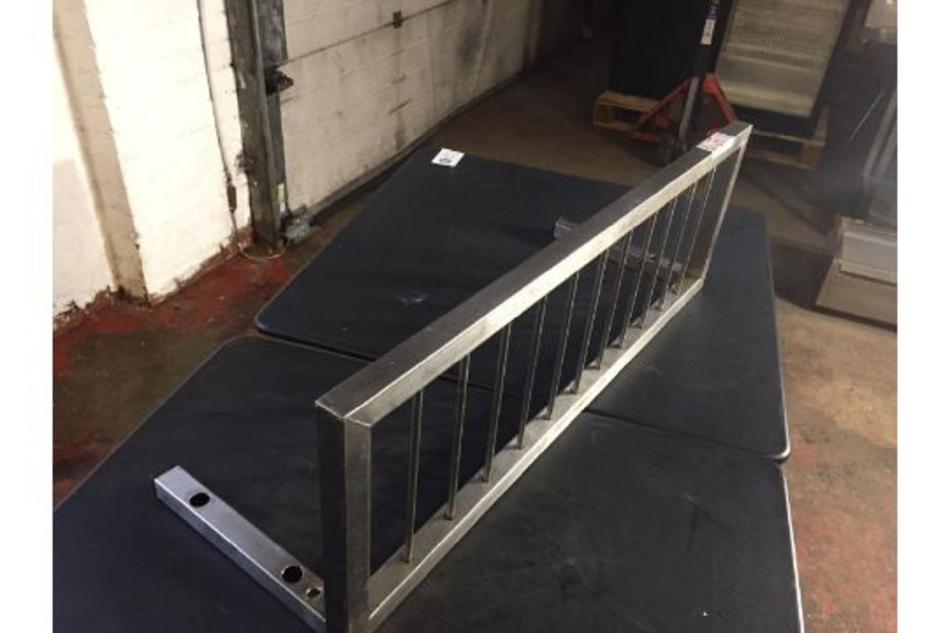 Stainless steel drying shelf - Image 2 of 2