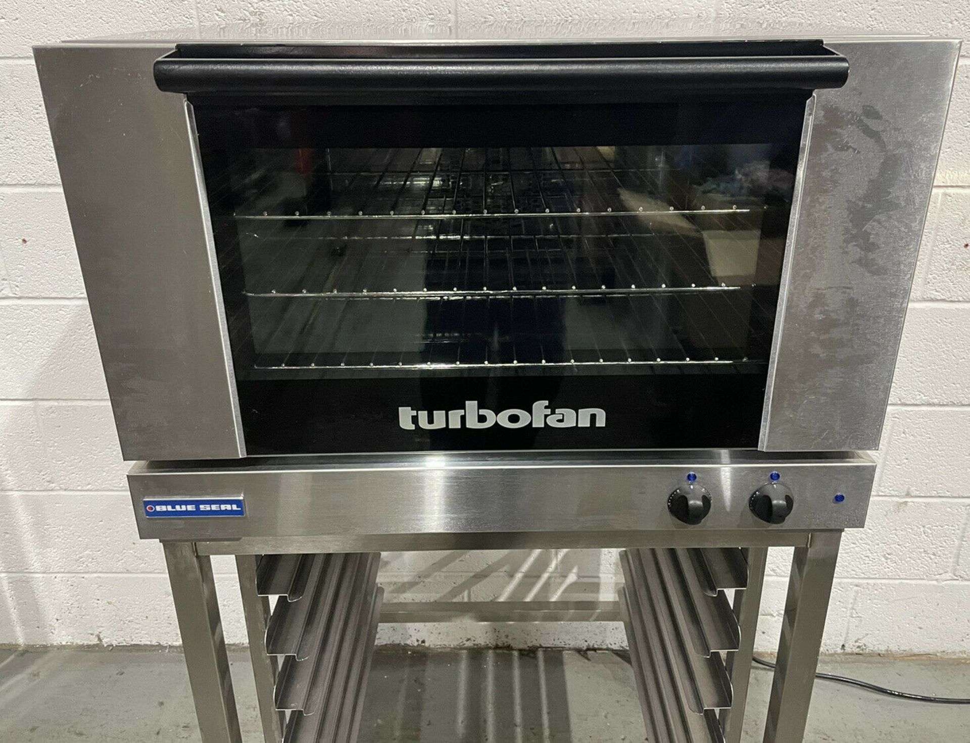 Turbofan Convection Oven with stand - Image 3 of 7