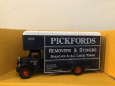 Corgi Classics Pickfords Bedford O Series Pantechnicon