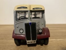 Limited Edition Corgi Grey Cars The AEC Regal - 97186