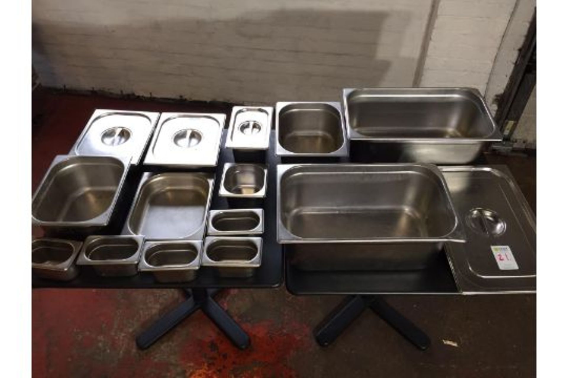 Stainless steel containers - Image 3 of 3