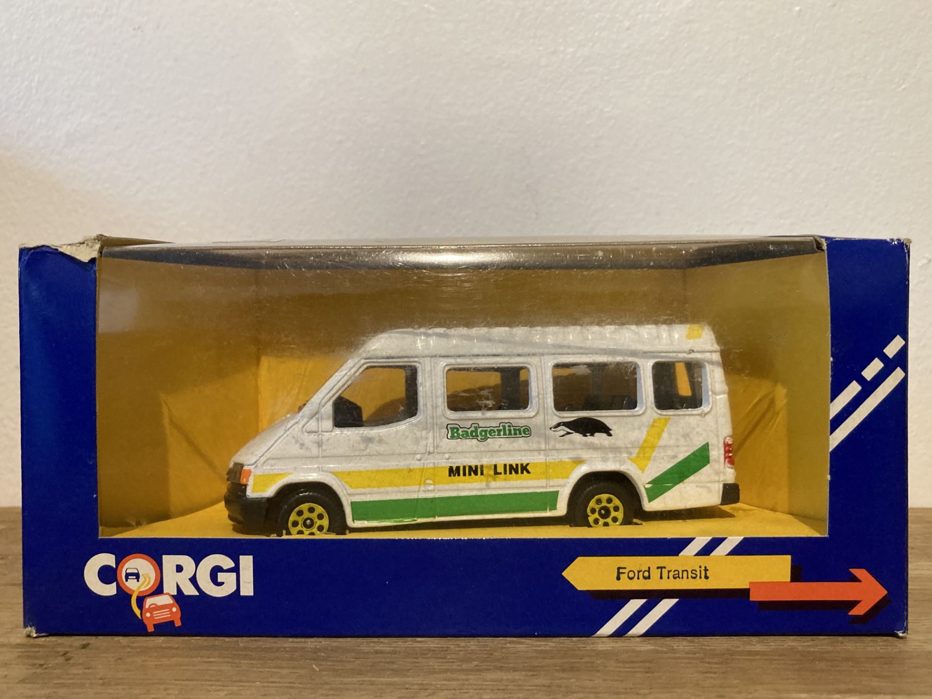 Corgi Ford Transit Badgerline - C676/6 - Image 2 of 2