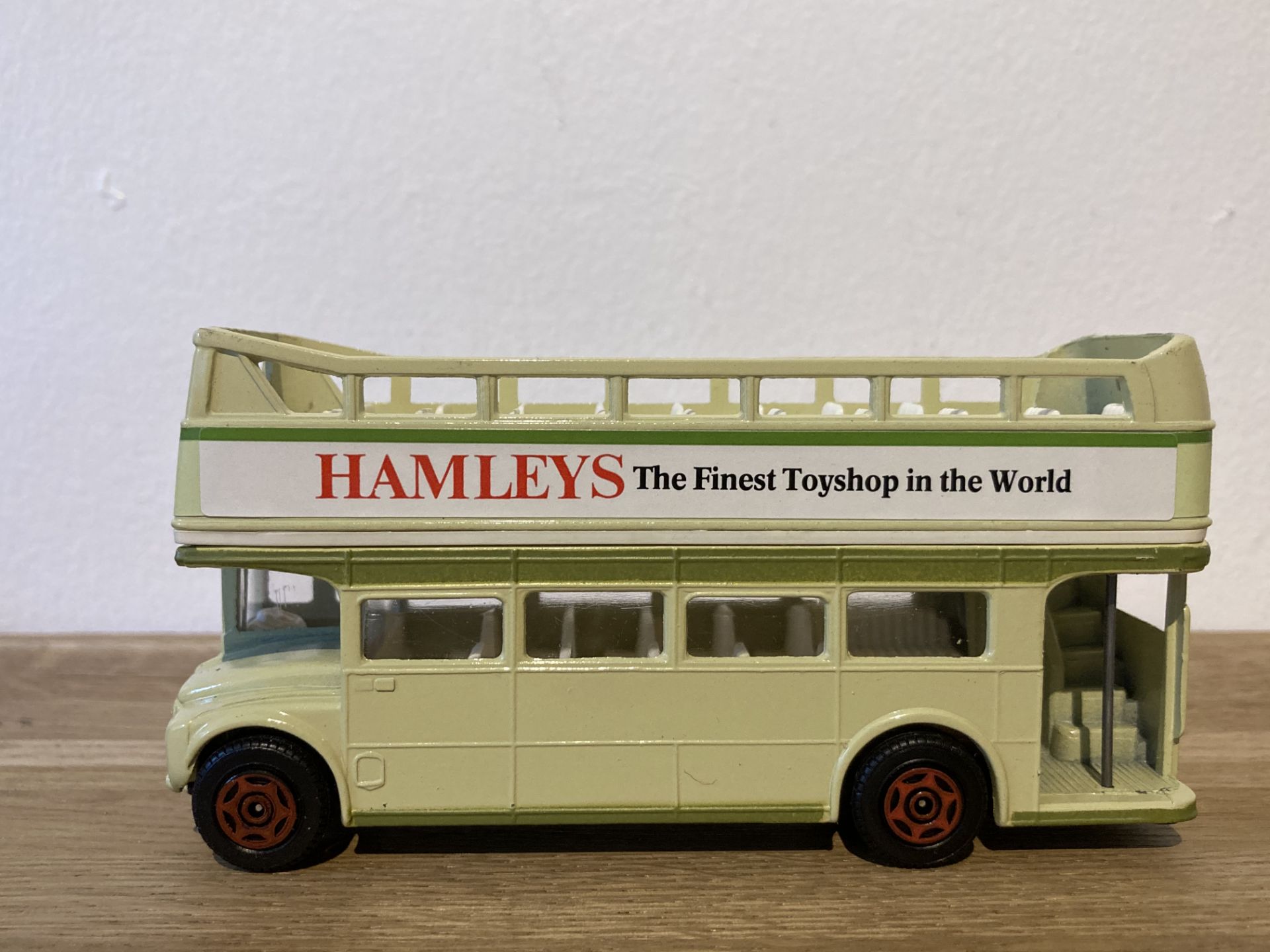 Corgi Open Top Bus Hamleys - C528