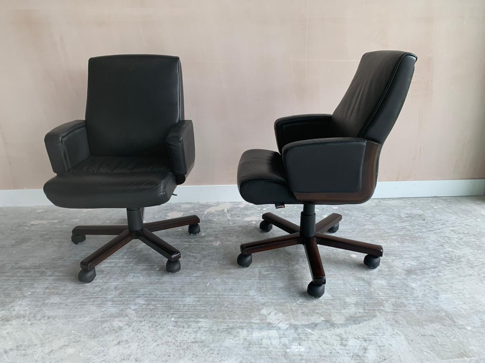 Black Leather Commercial Grade Swivel Office Chair x2 - Image 3 of 5