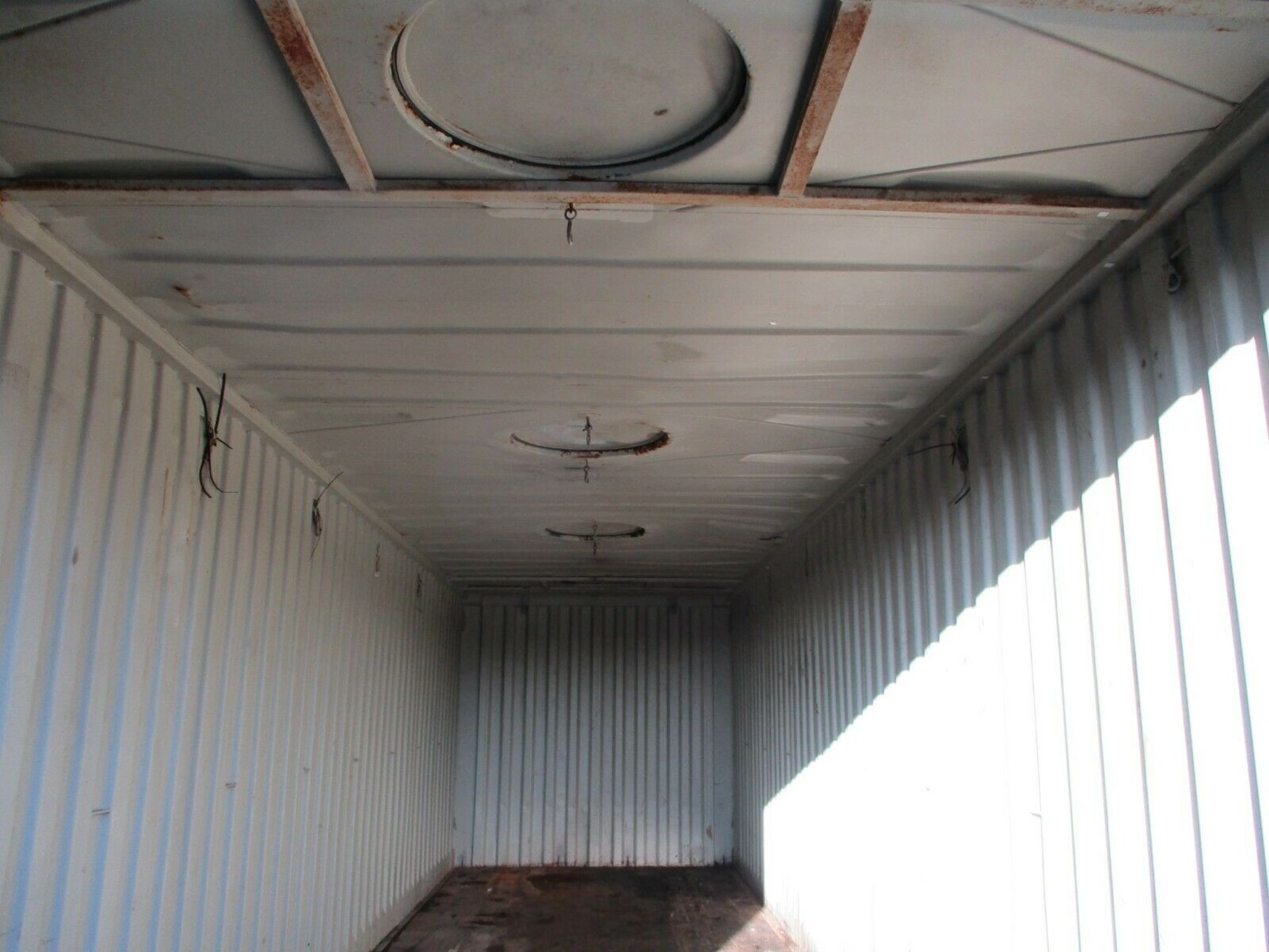 Shipping Container 30ft - Image 10 of 12