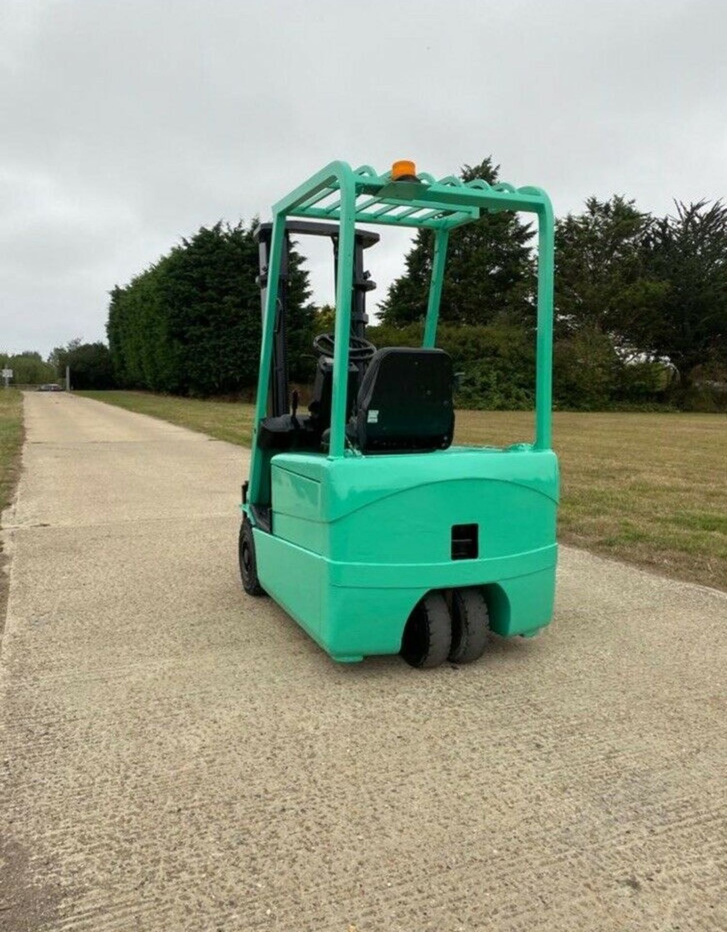 Mitsubishi 1.6 Tonne Electric forklift truck Low Hours
