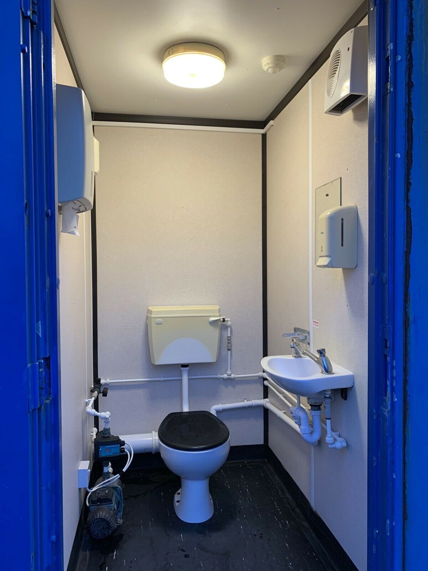 Welfare Unit Site Office Portable Cabin Canteen Toilet - Image 9 of 10