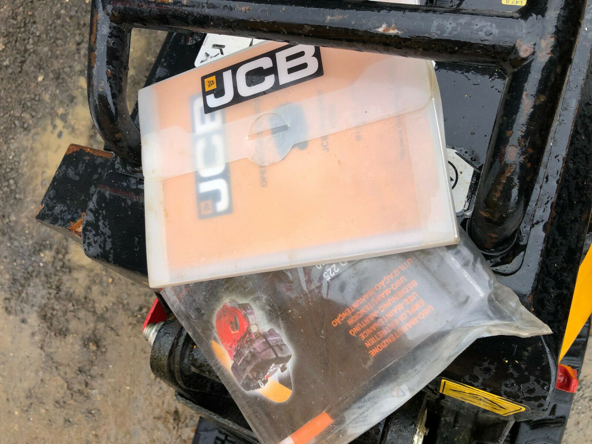 JCB Dumpster Tracked Mini Digger 2016 - Image 11 of 12
