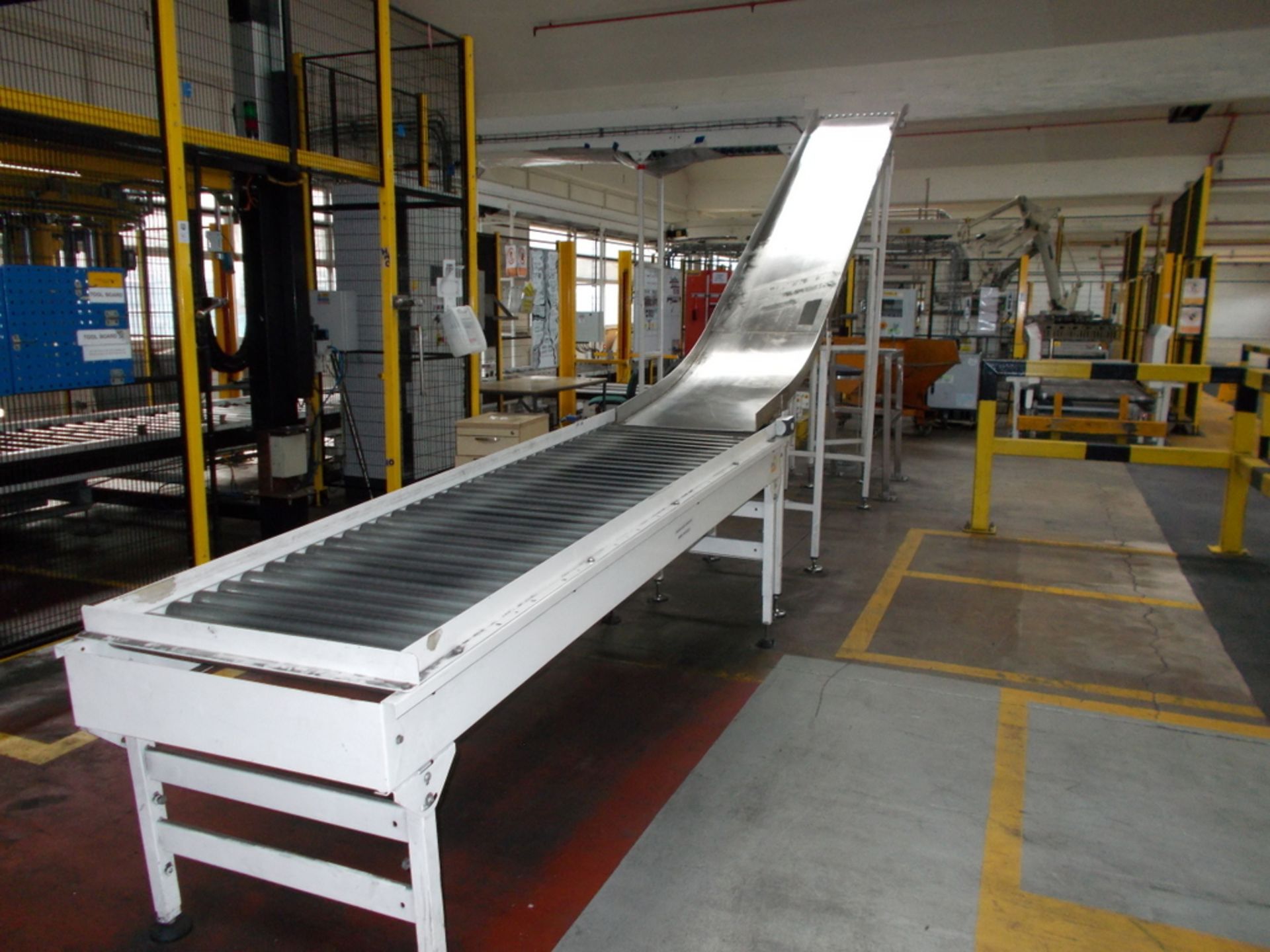 BHL overhead conveyor - Image 10 of 16