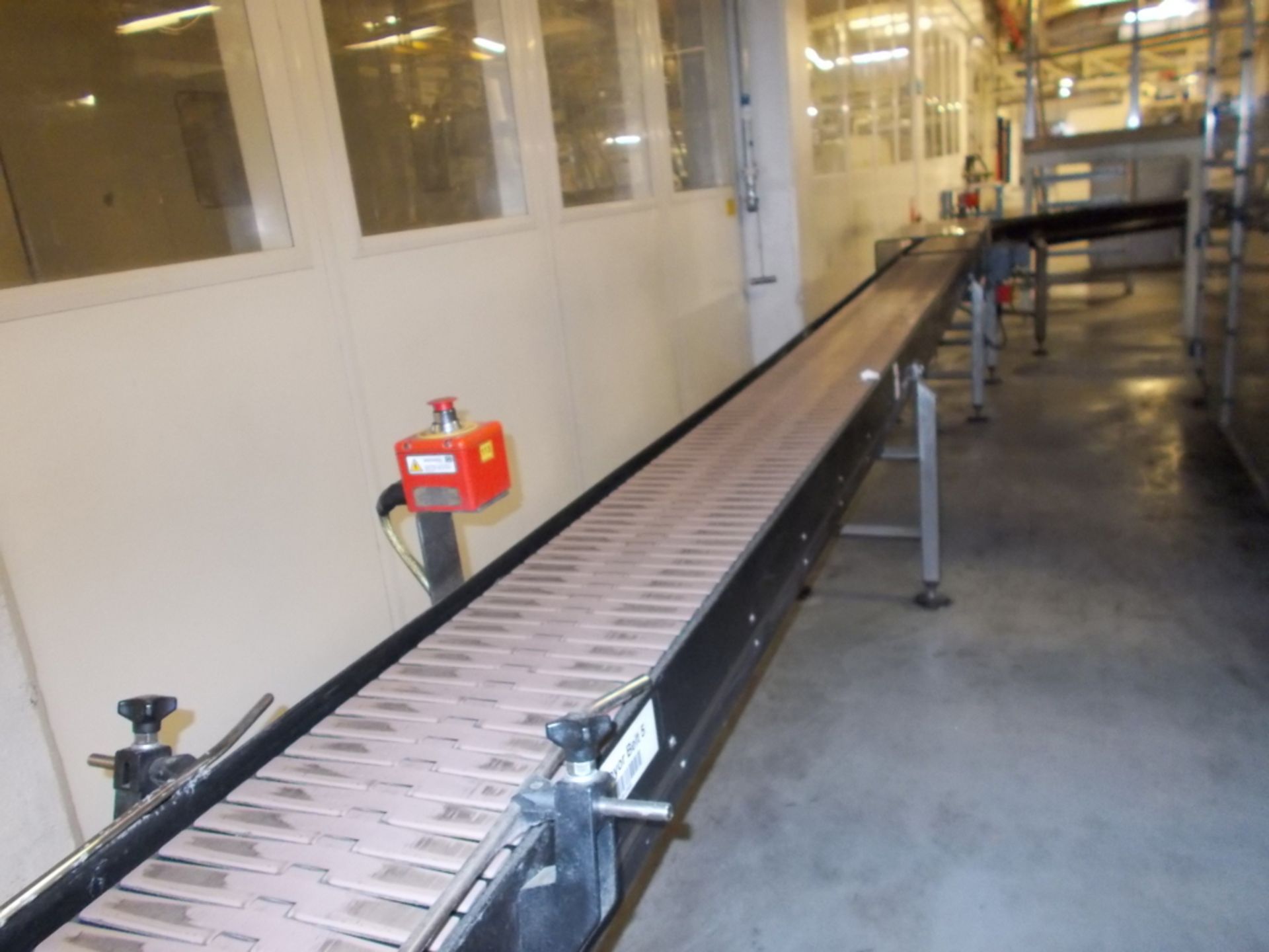 Slatted conveyor