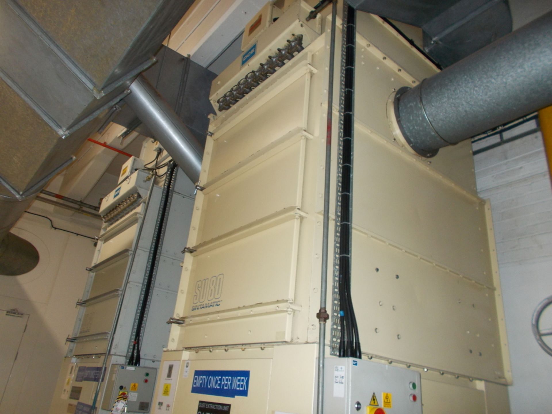 DCE dust extraction unit - Image 2 of 4