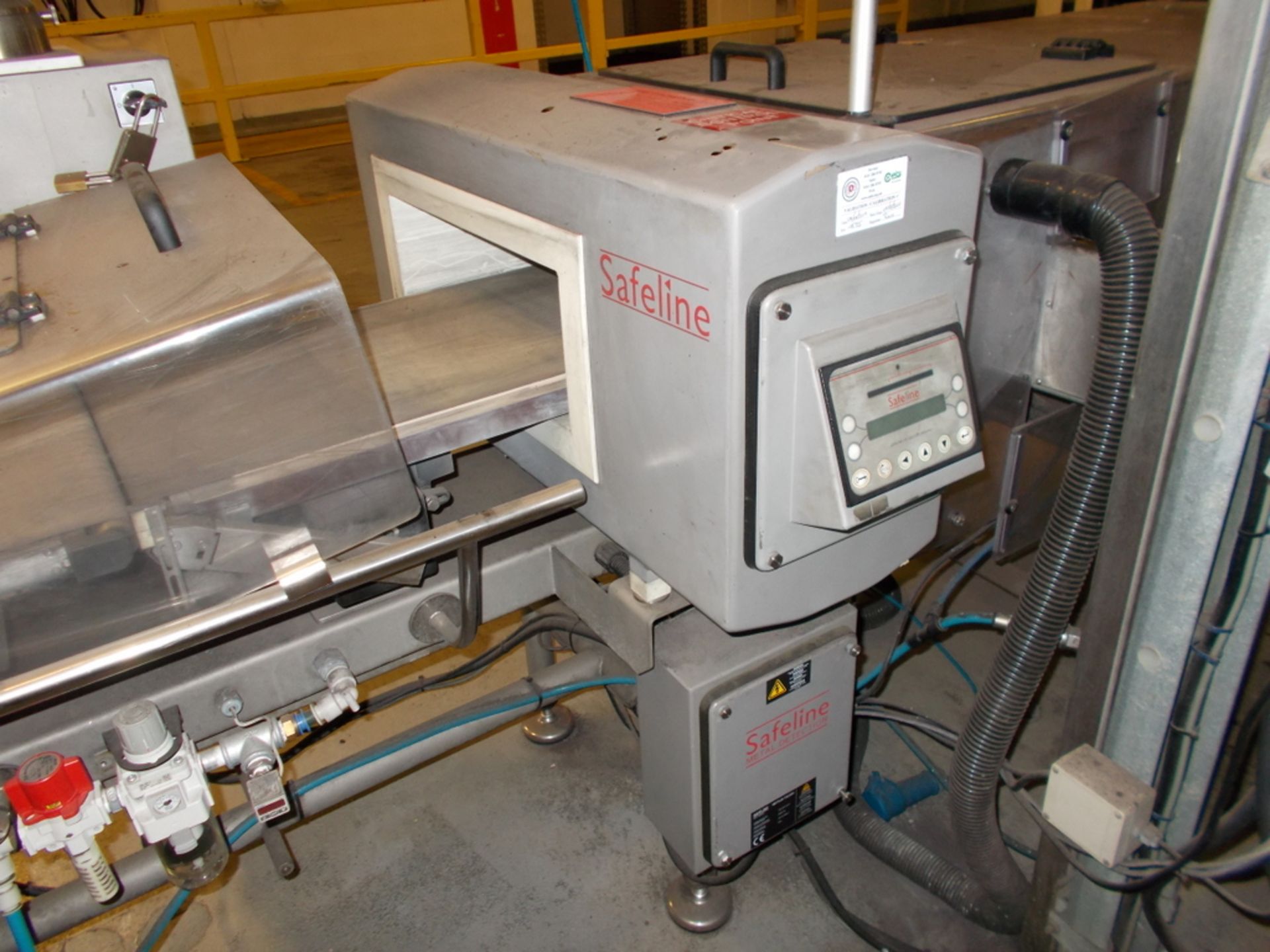 Ishida DACS-W-030-SB/SS-I inline check weigher - Image 5 of 7