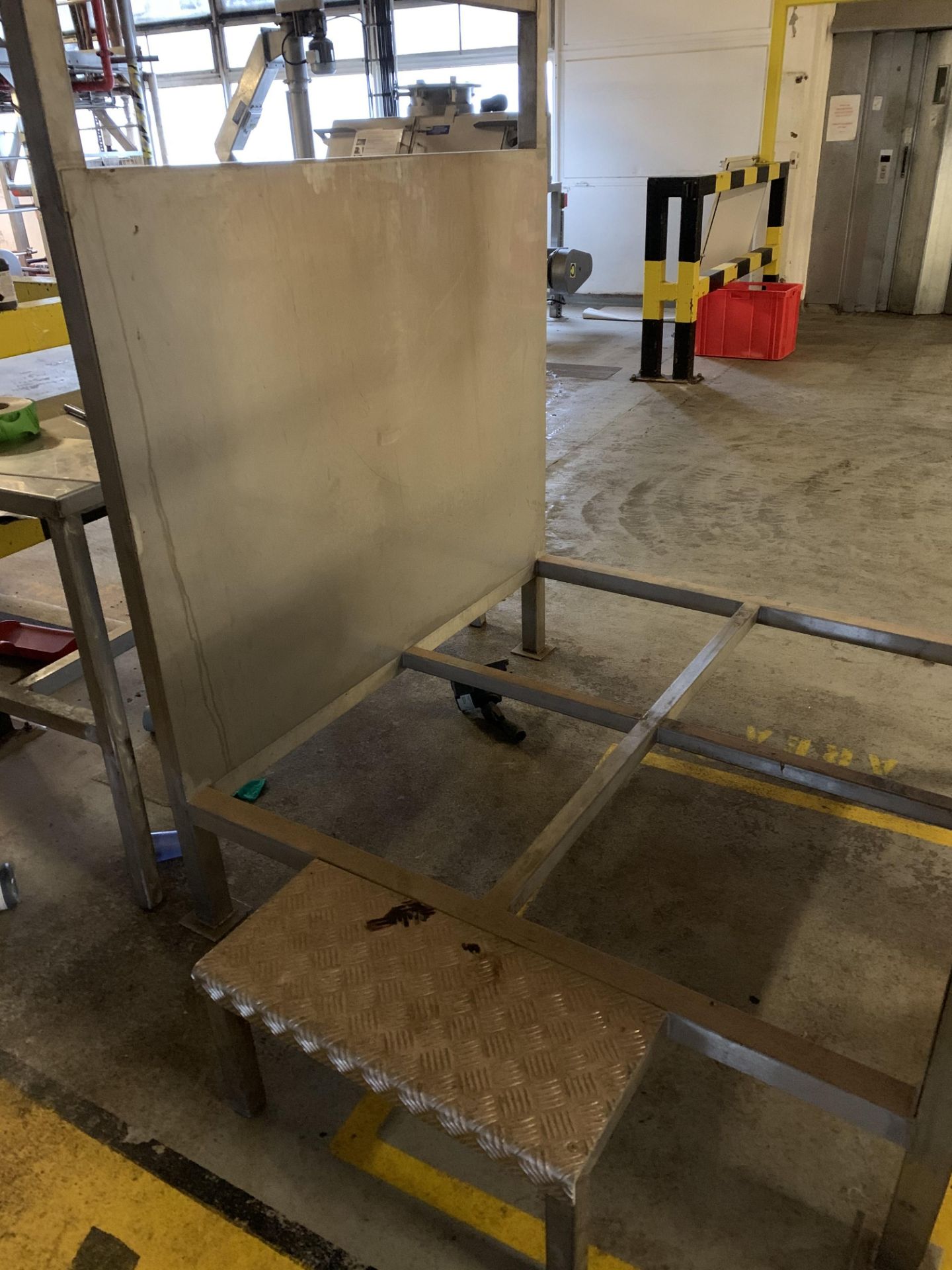 Steel Bulk Bag Holder with Step - Image 3 of 3