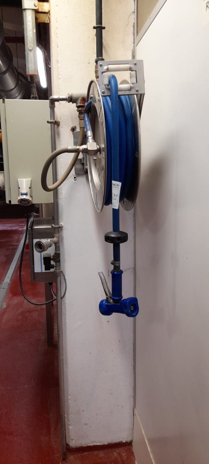 Blue air hose reel - Image 3 of 3