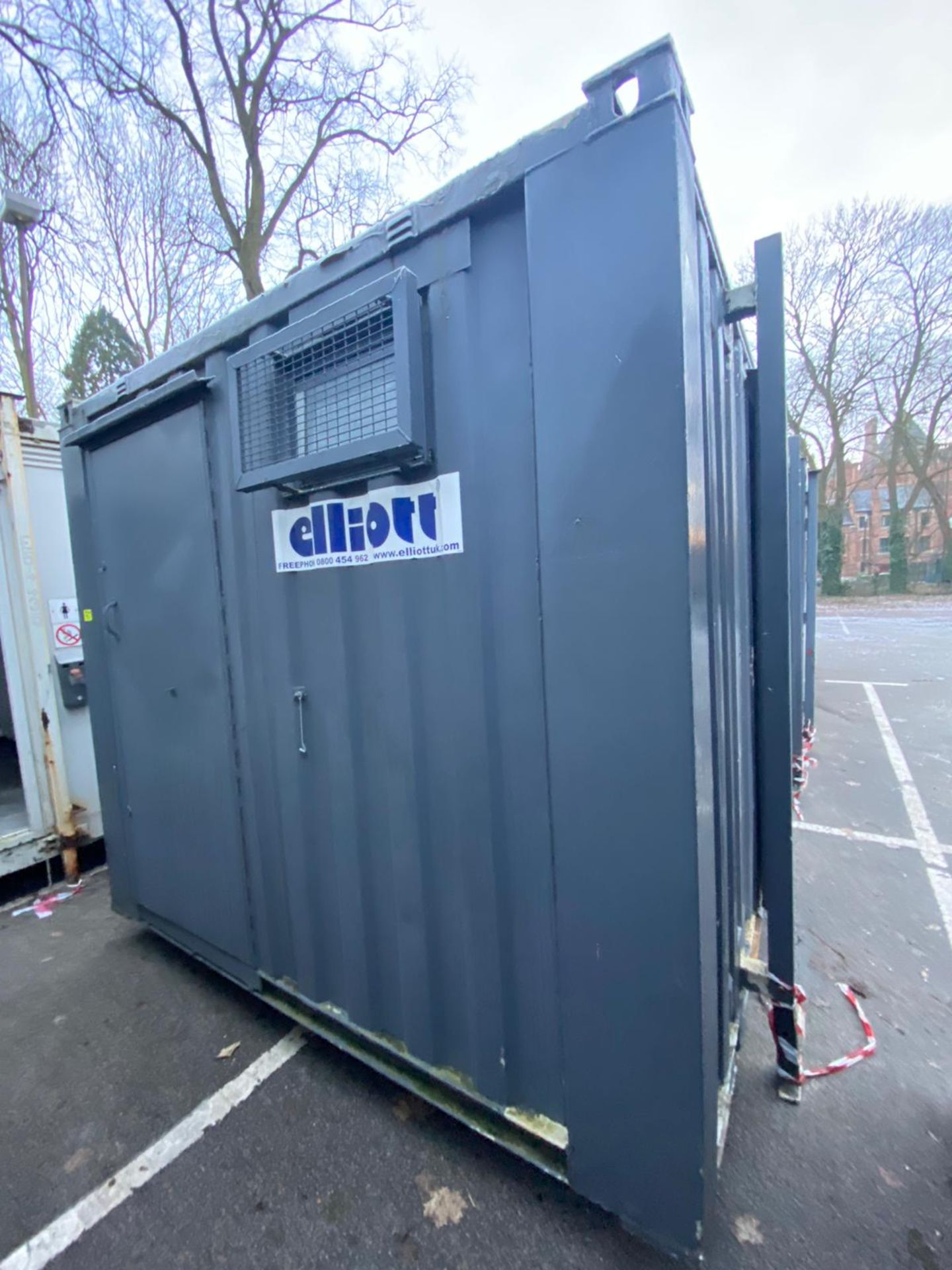 13 x 9 2+ 1 toilet block container cabin - Image 2 of 13