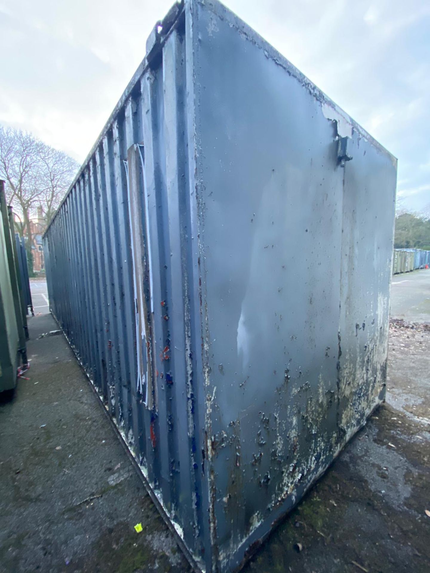 30ft x 8ft site storage container shipping container cabin - Image 2 of 6