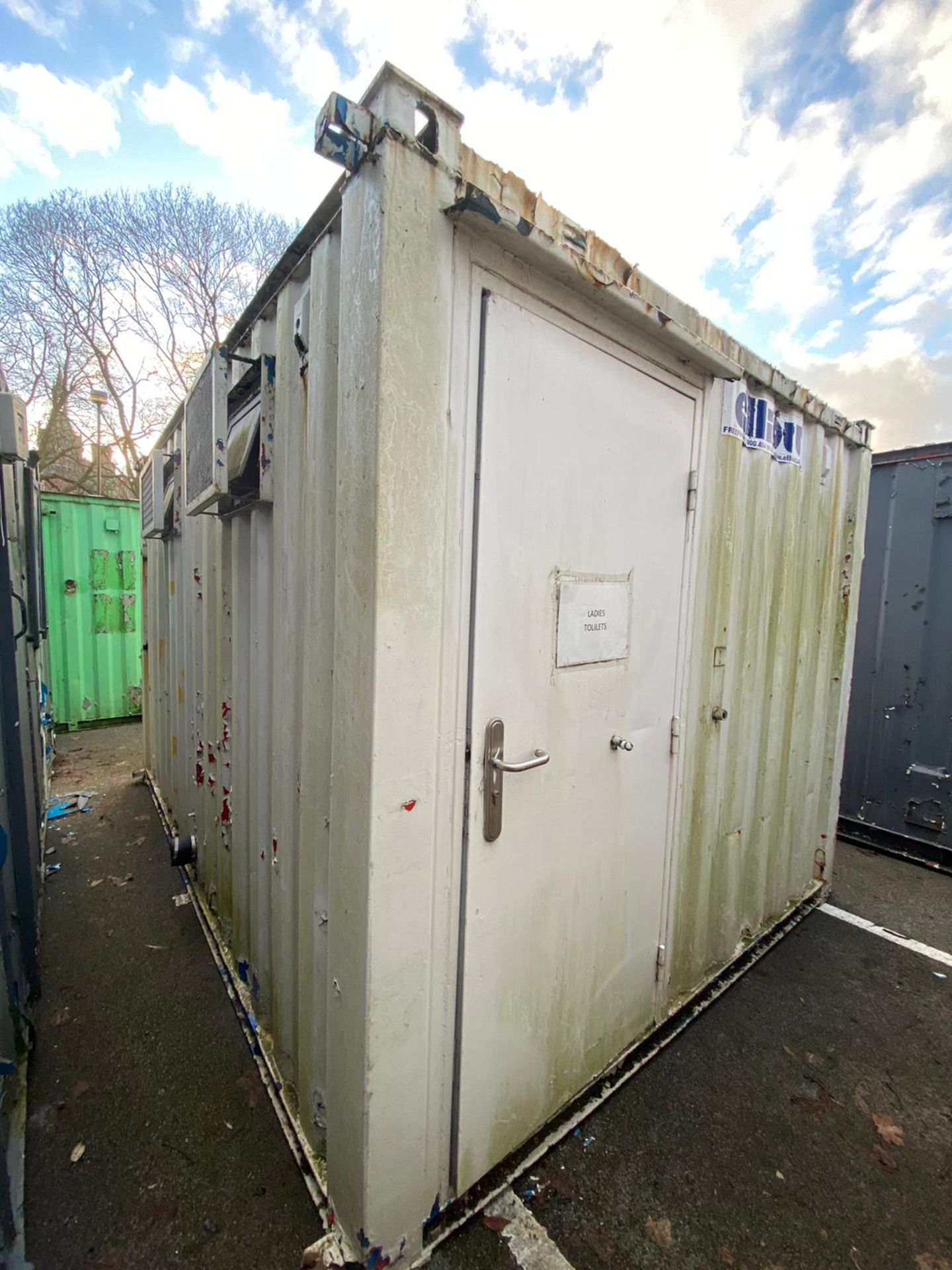 12 x 9 2 + 1 toilet block - Image 4 of 12