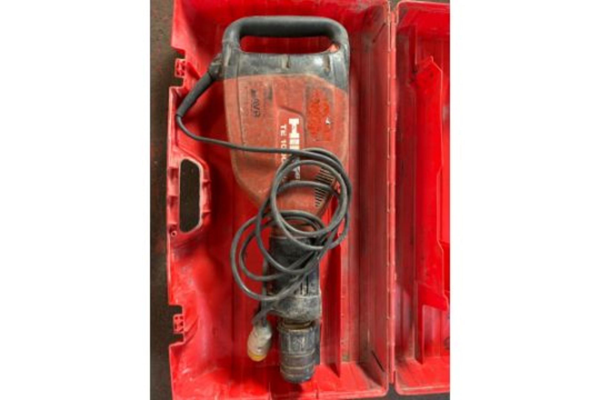 Hilti TE1000 Large Breaker 110V. - Image 2 of 2