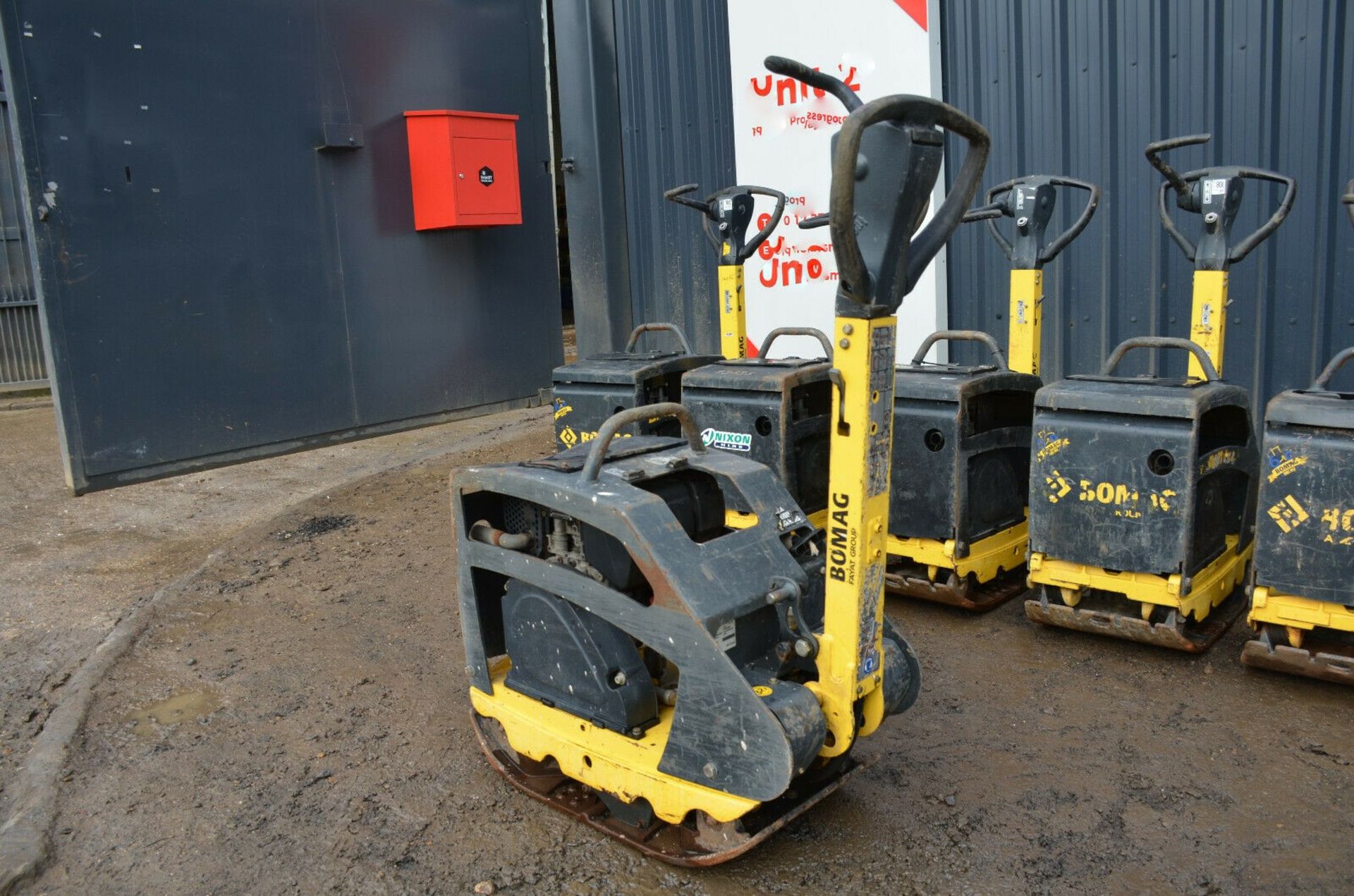 Bomag BPR 35/42 D Reversible vibratory plate 2015 - Image 2 of 10