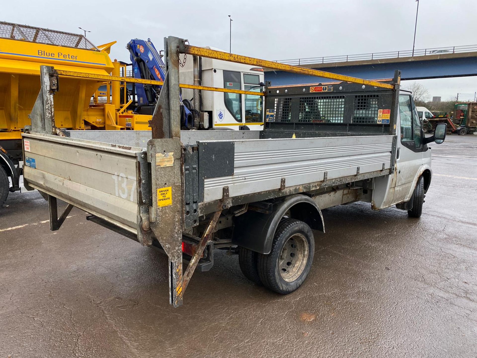 Ford Transit 100 Tipper Direct from local council - Image 13 of 15