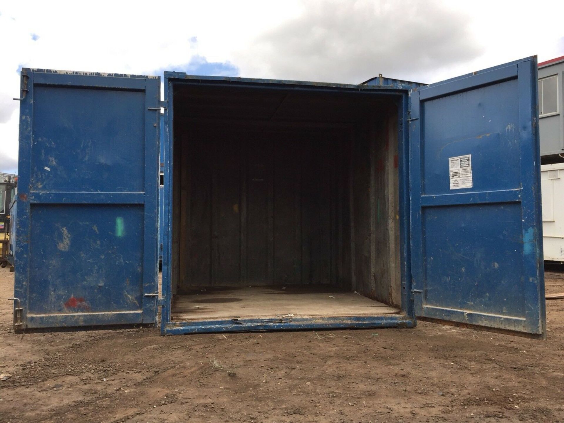 Steel Anti Vandal Storage Container 10ft x 8ft - Image 3 of 7