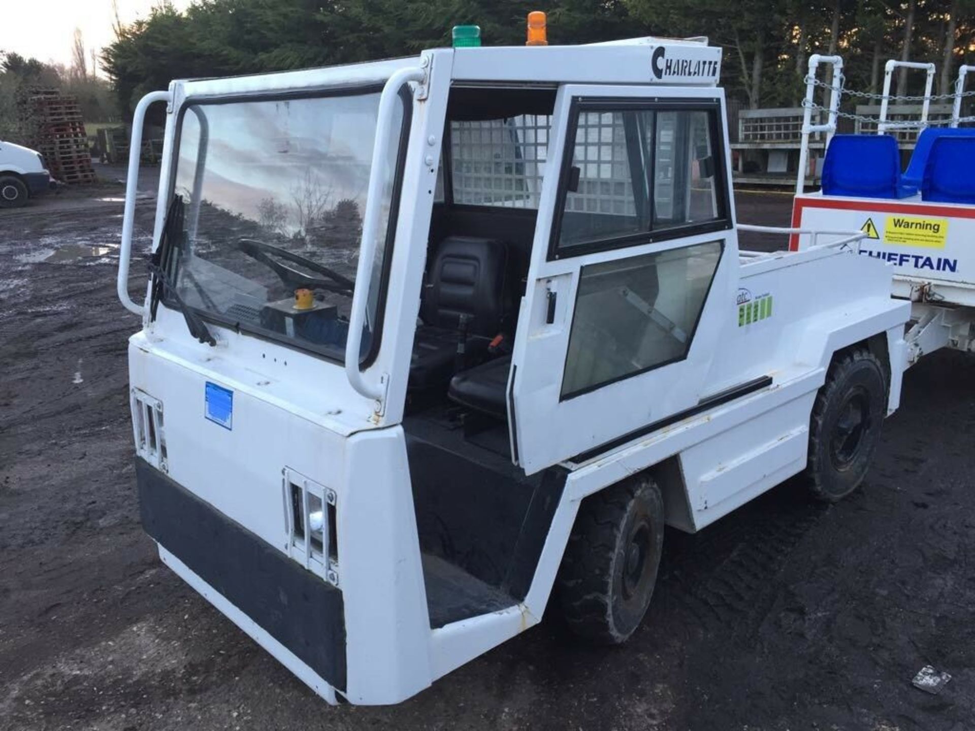 Electric Tug Tow Tractor Airport Baggage - Image 4 of 5