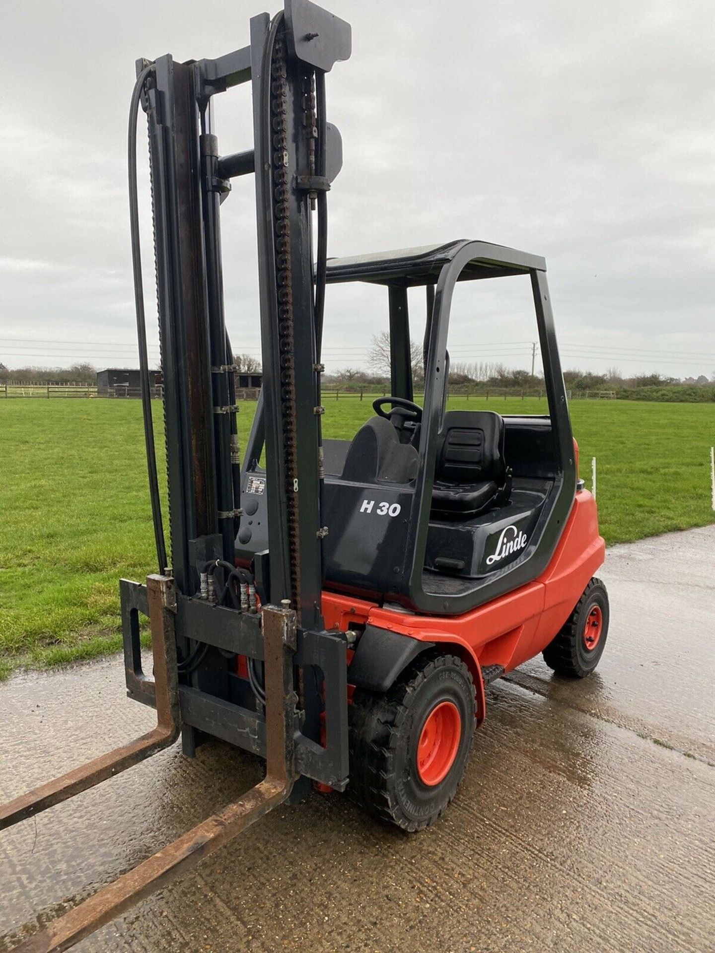 Linde H30d diesel forklift truck Low Hours - Image 2 of 5