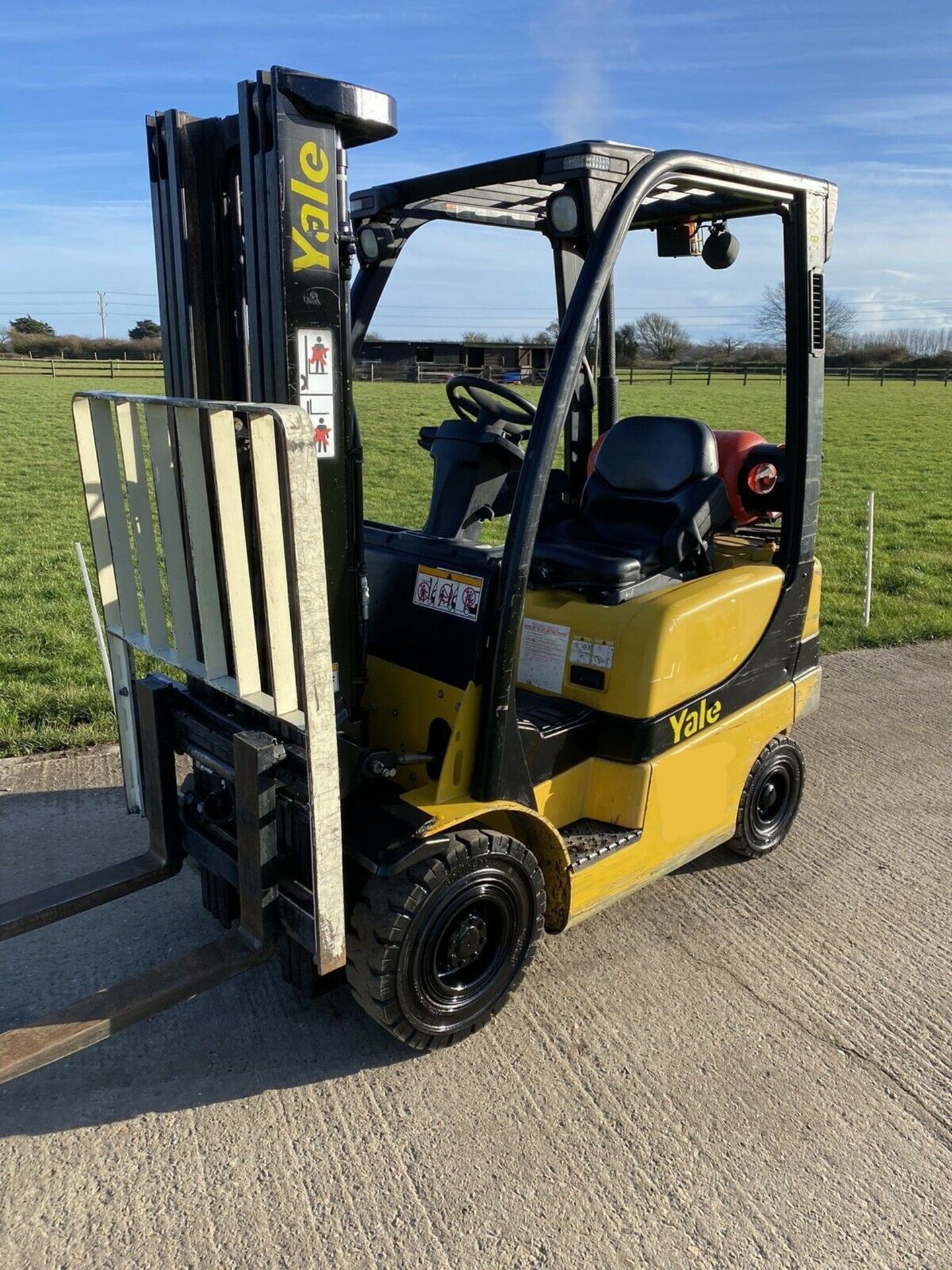 Yale 1.8 Gas Forklift Truck Container Spec