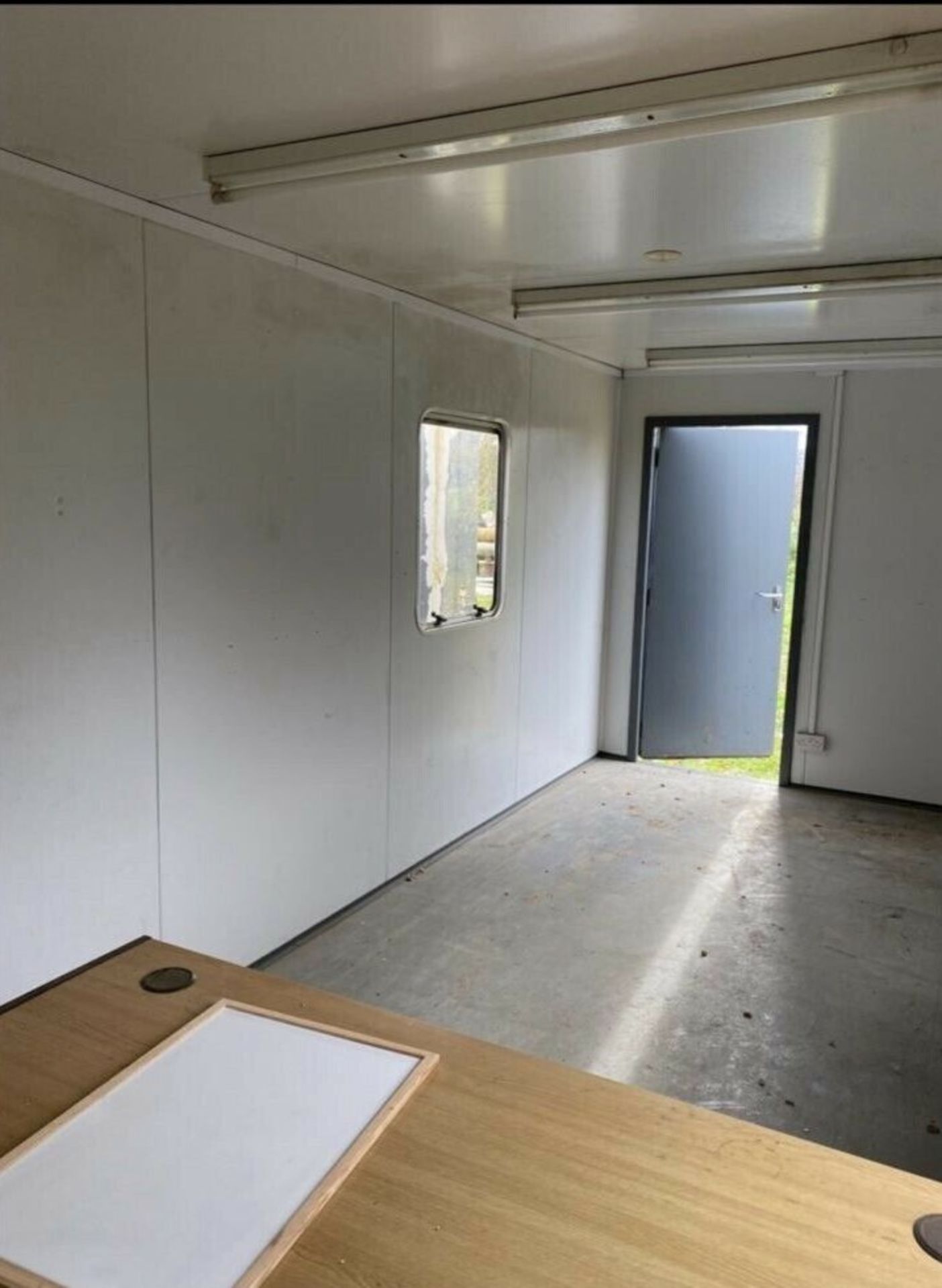 20ft Site Office, Staffroom - Image 7 of 8