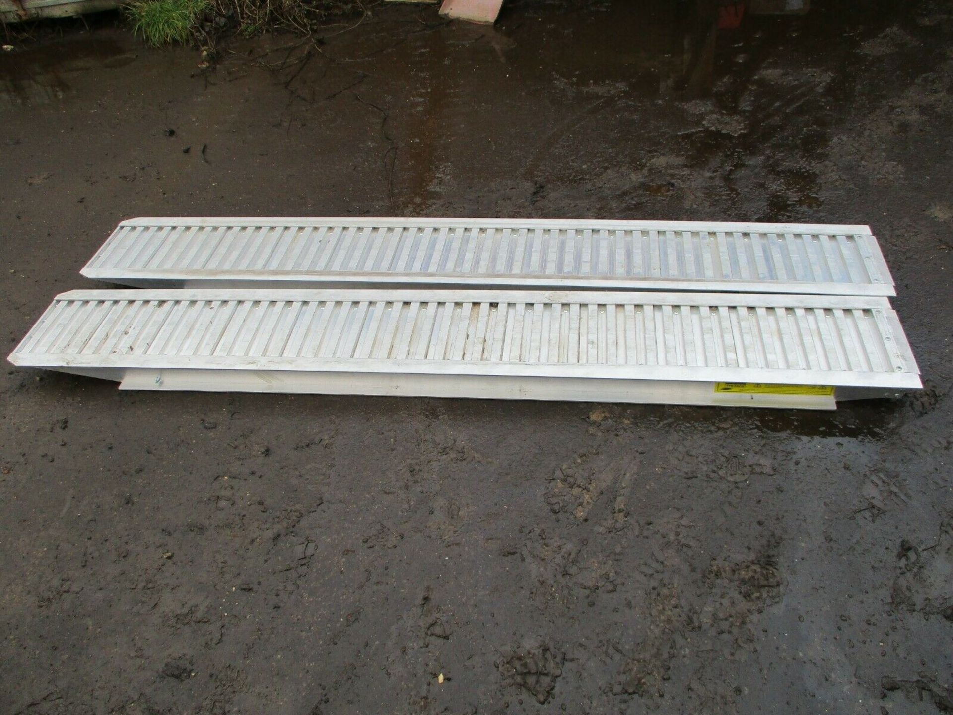 Ifor Williams 8ft feet Genuine Aluminium Lorry ramp ramps plant trailer loading