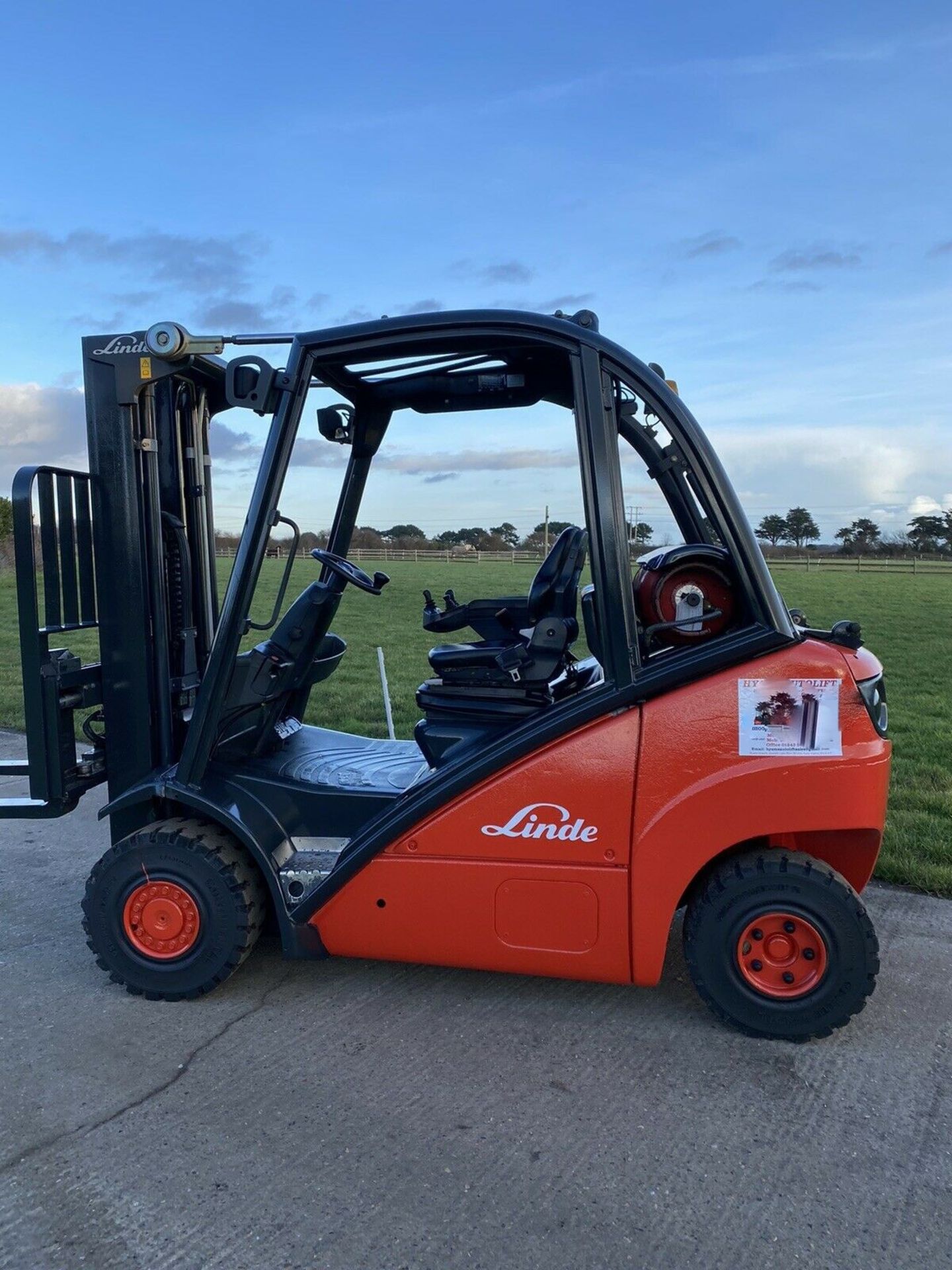 Linde H25t gas forklift - Image 2 of 7