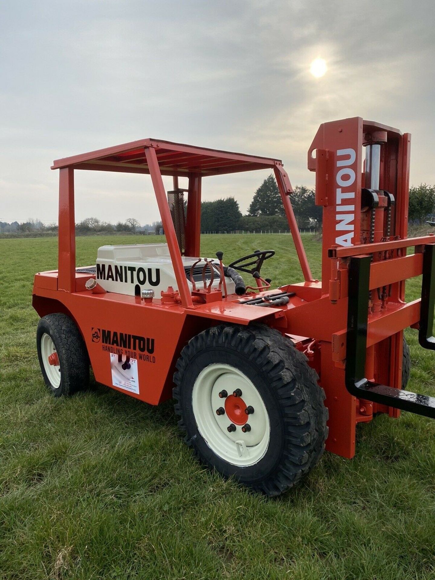 Manitou Buggy rough terrain diesel forklift