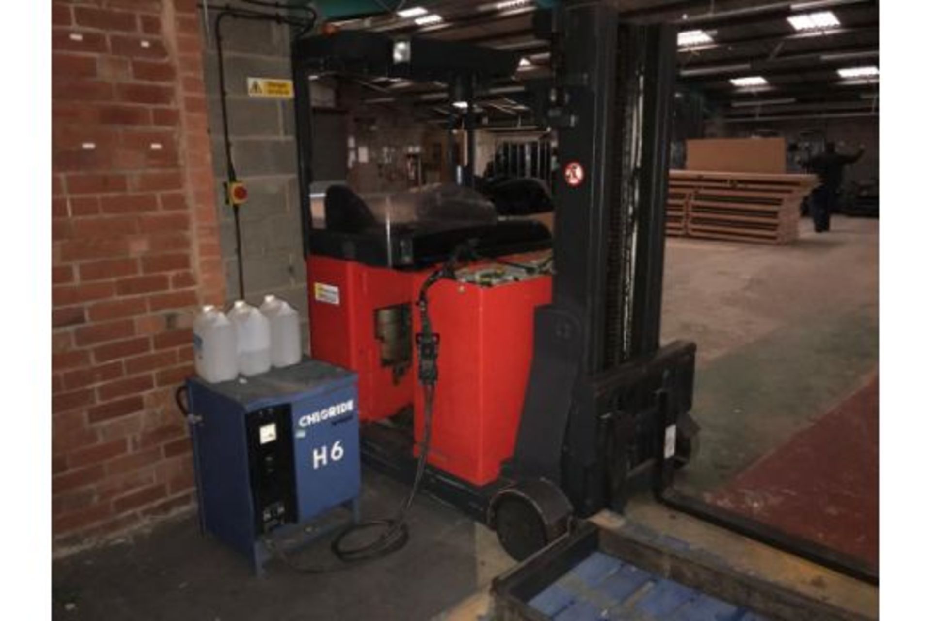 Reach Truck - Image 5 of 9