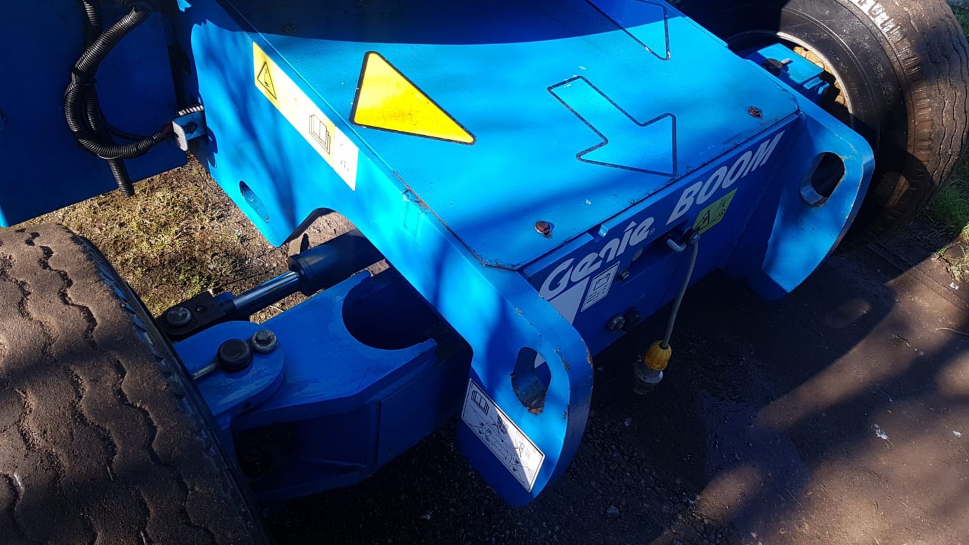 Genie Z45/25J Boom Lift 2010 - Image 3 of 8