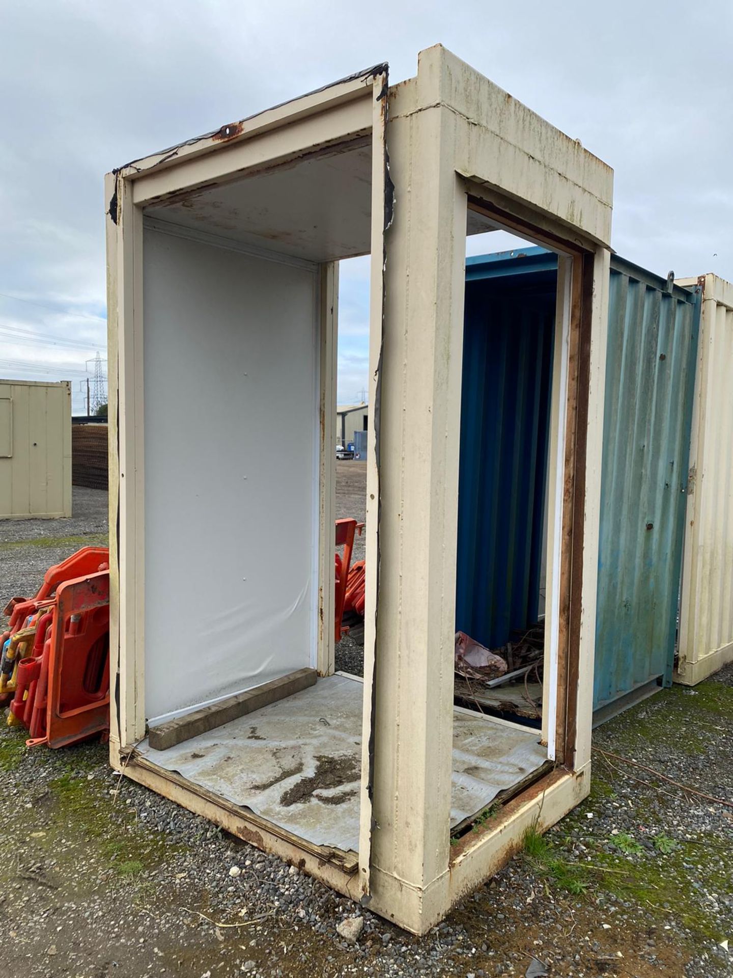 Container / cabin joiner