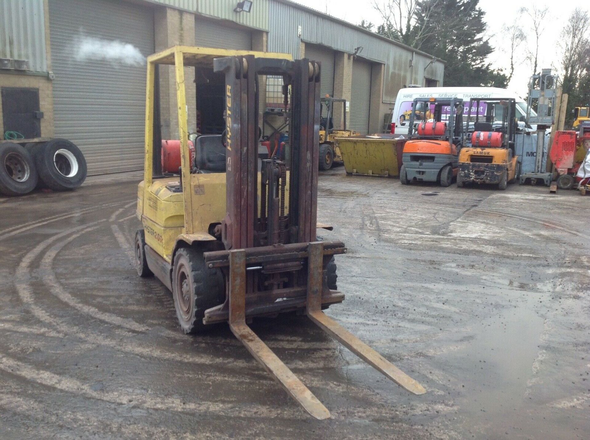 Hyster 2.0 ton gas forklift - Image 2 of 6