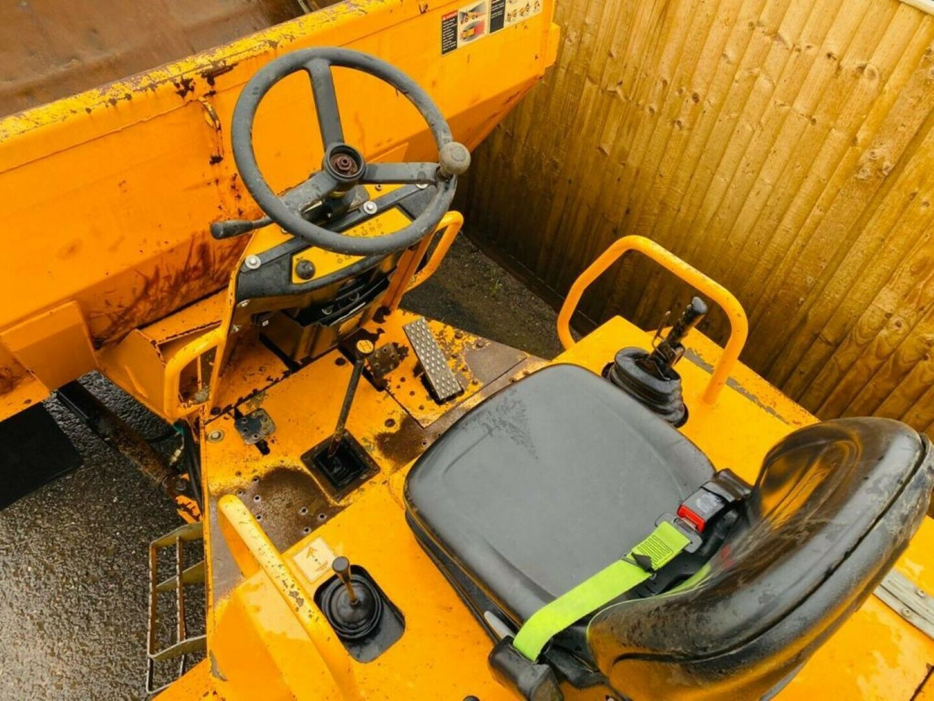 Thwaites 6 Ton Dumper (2014) - Image 8 of 12