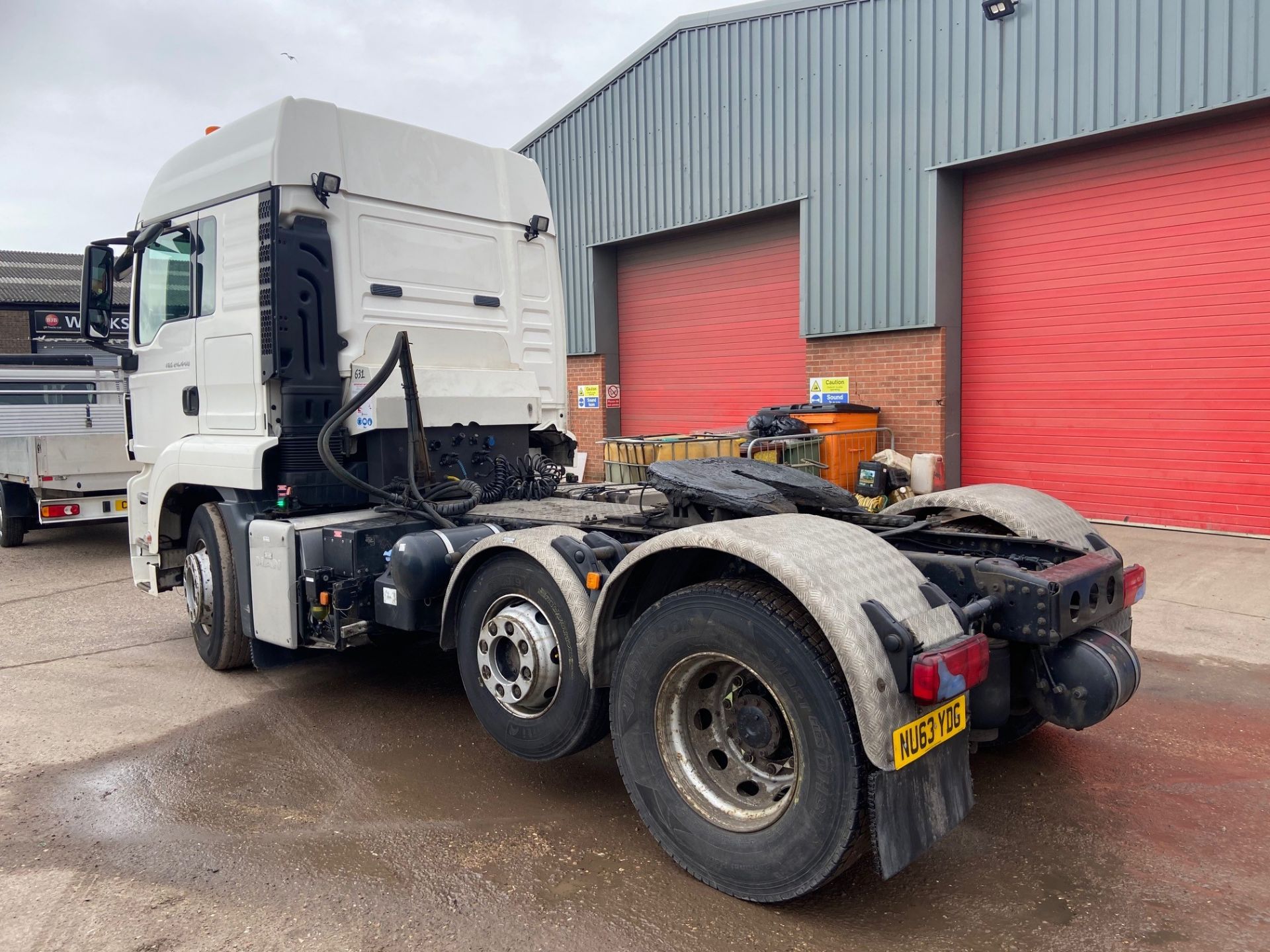 Pet Reg Tractor unit - Image 4 of 13