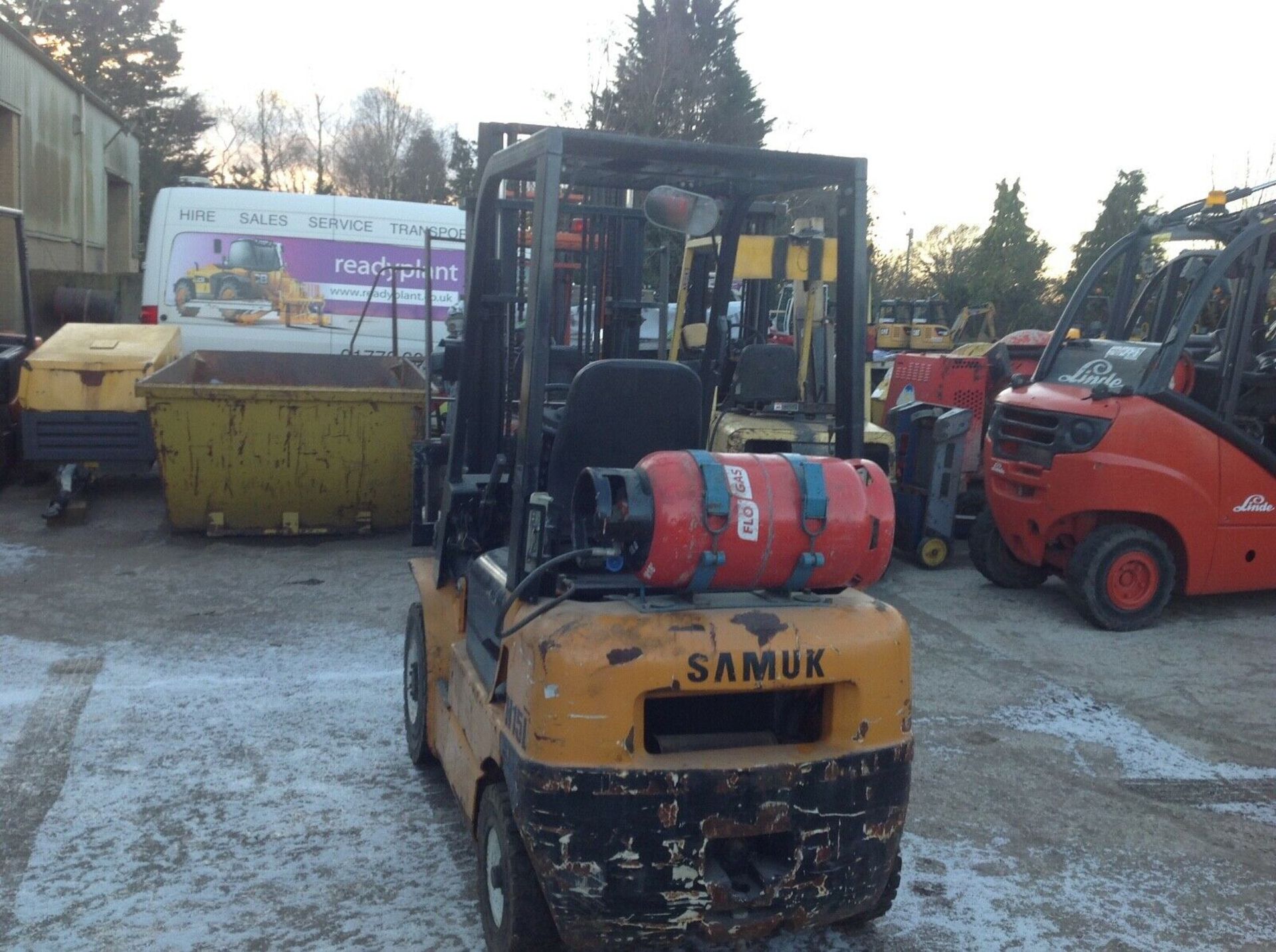 Samsung 1.5 ton gas forklift - Image 2 of 6