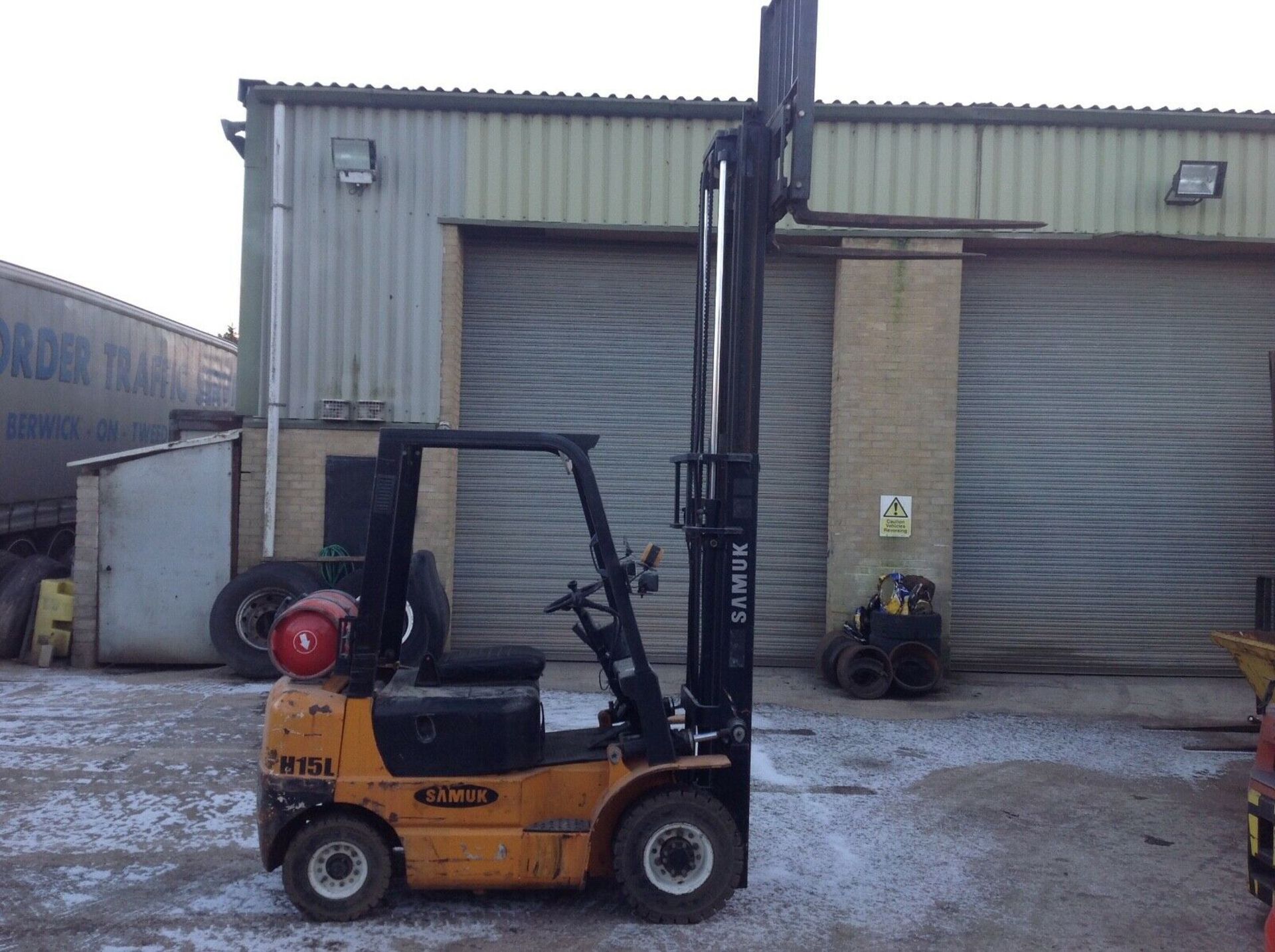 Samsung 1.5 ton gas forklift - Image 6 of 6