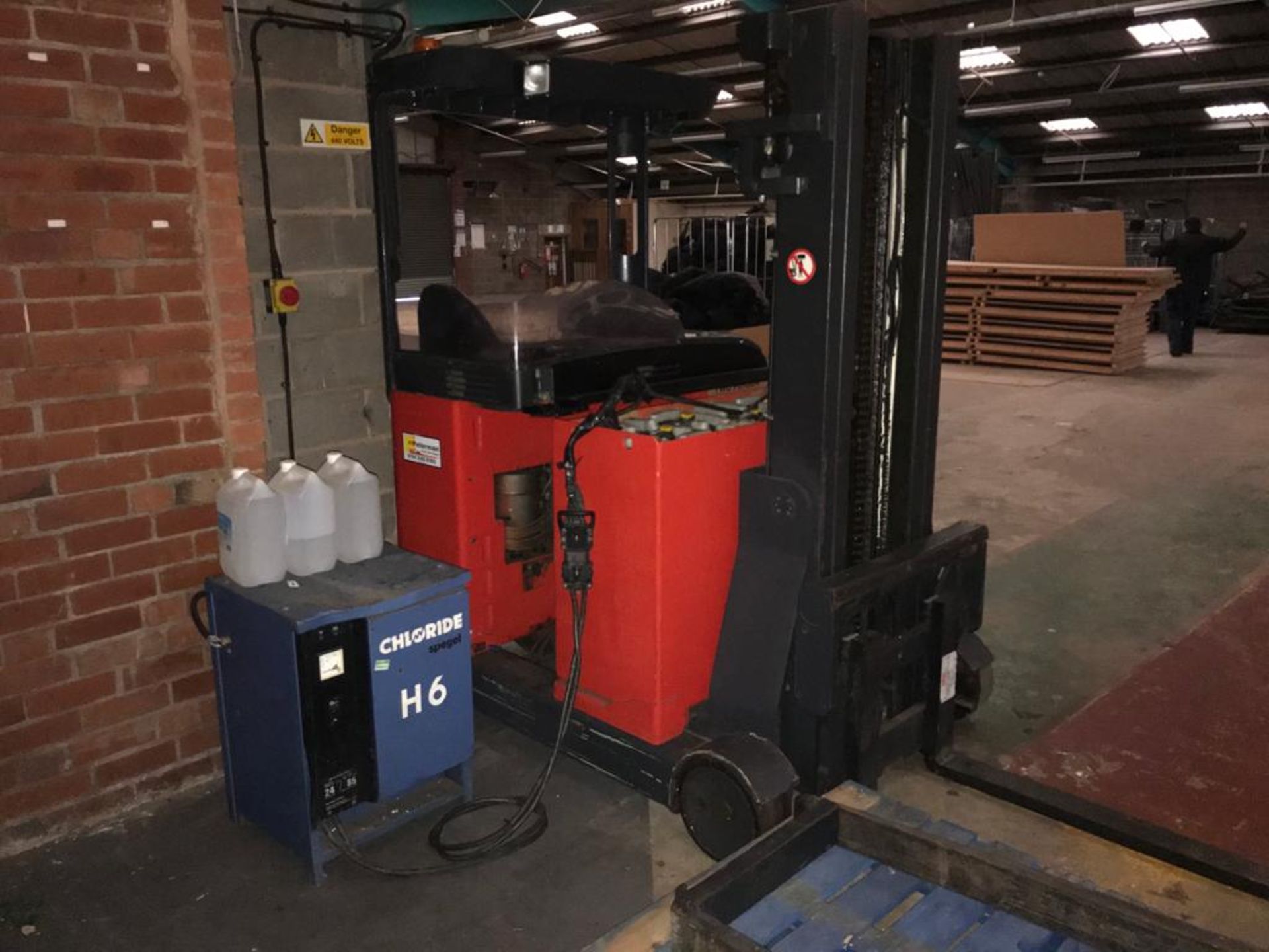 Reach Truck - Image 5 of 9