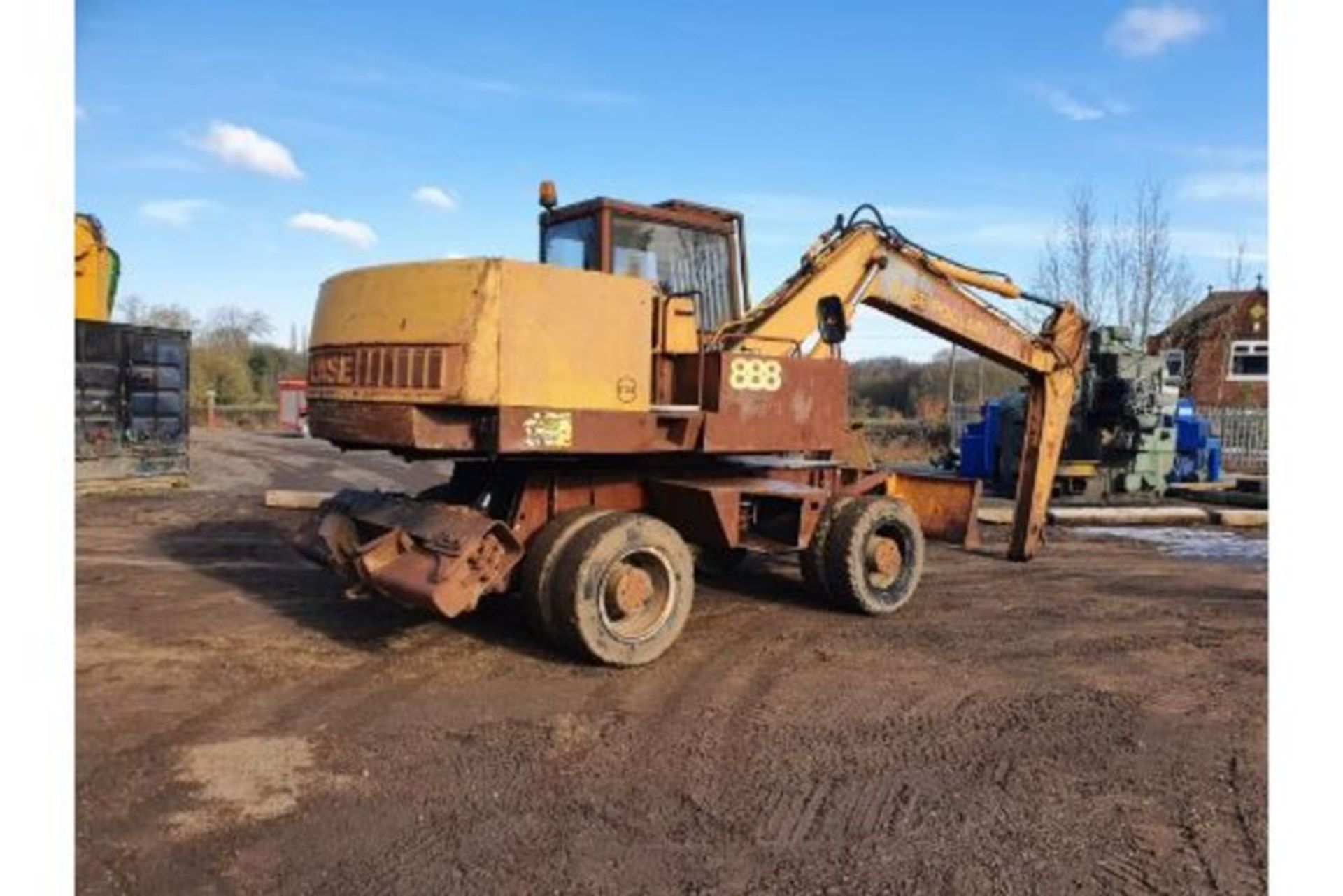 Case 888 Wheeled Excavator - Image 2 of 2