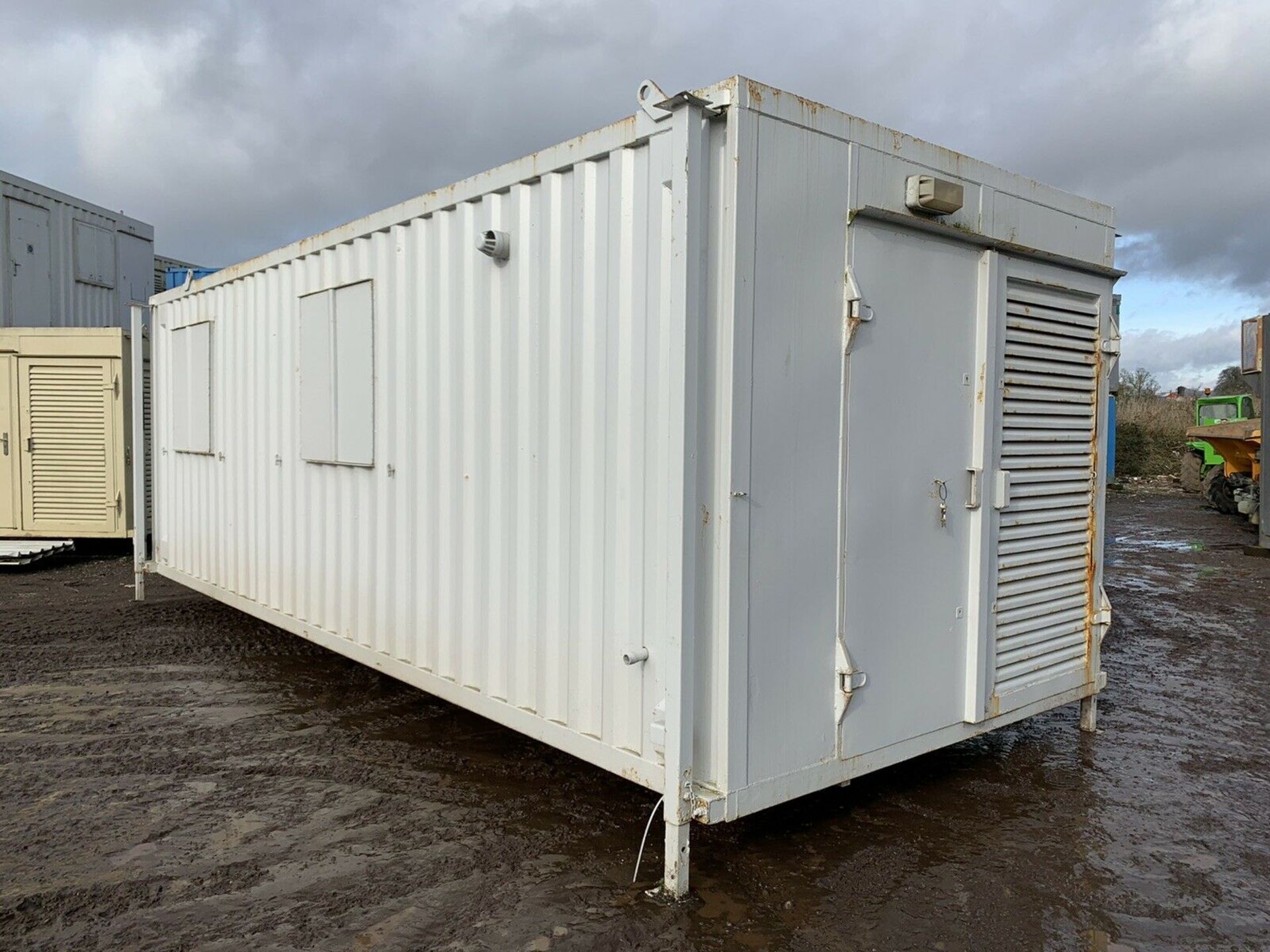 Welfare unit portable site office cabin - Image 4 of 10