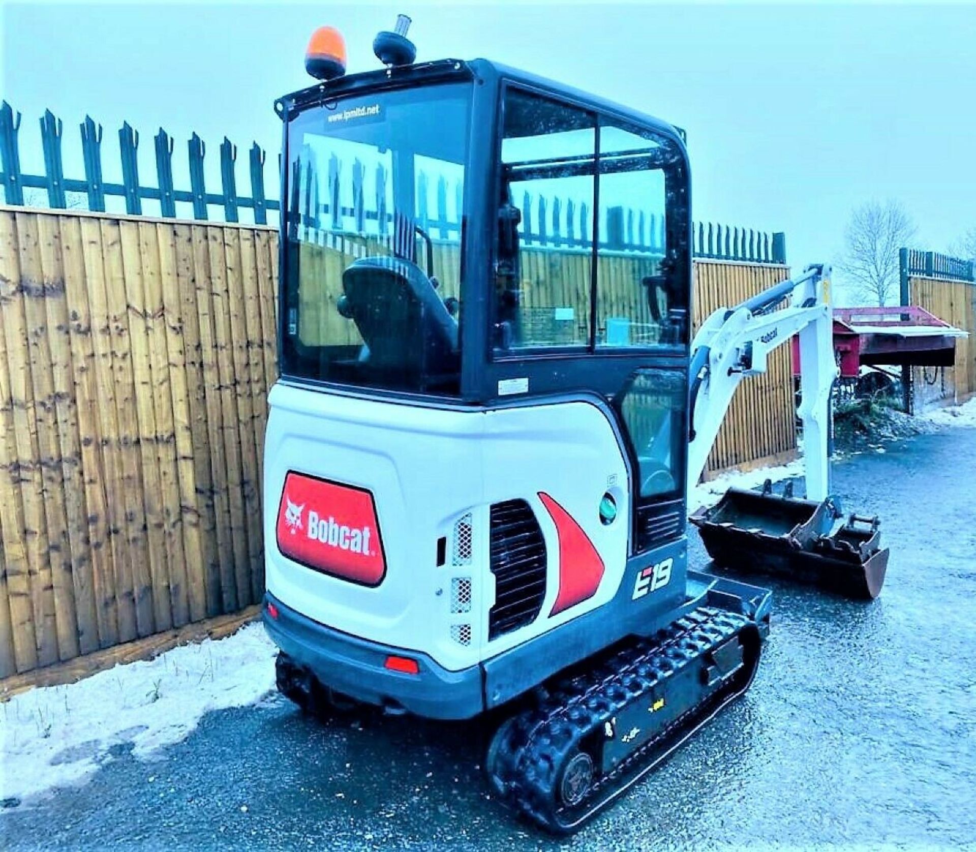 Bobcat E19 Excavator 2018 - Image 5 of 12