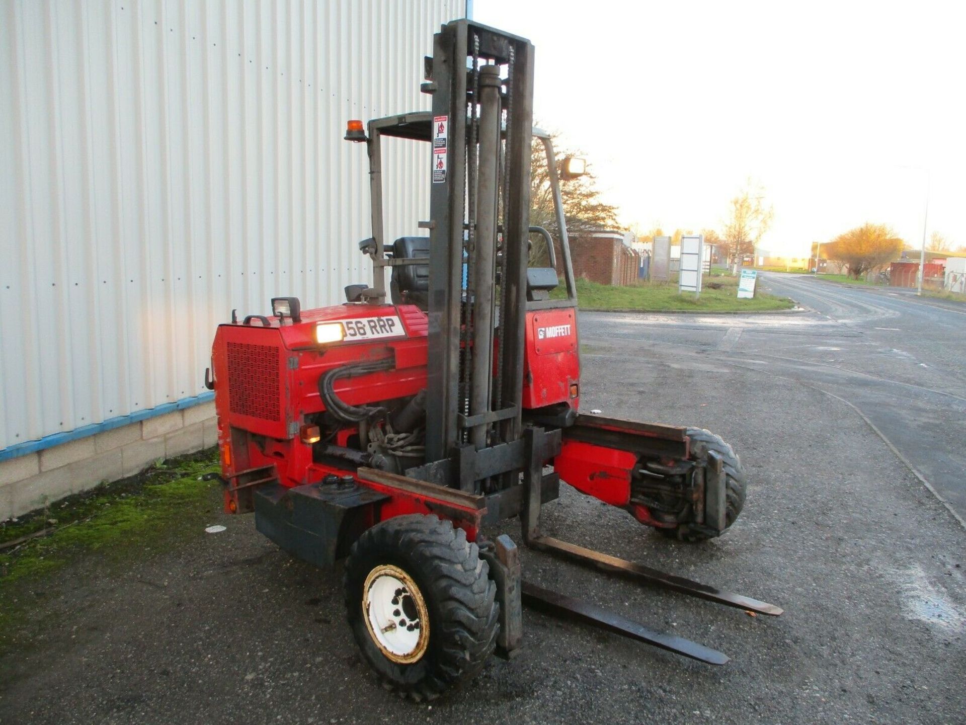 Moffett Mounty Forklift - Image 10 of 12