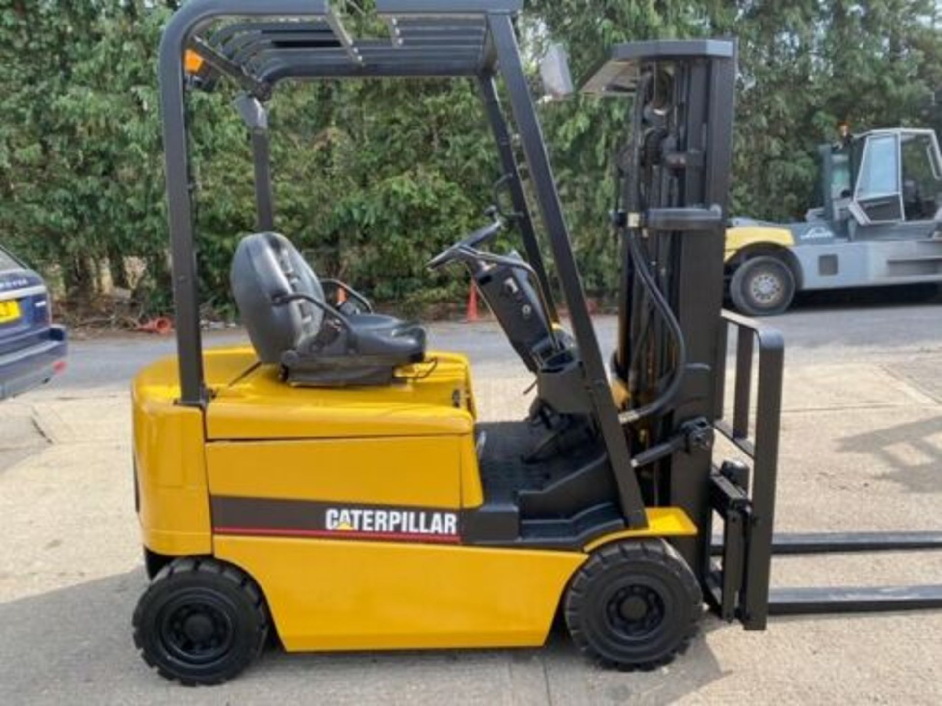 Caterpillar 1.6 tonne Electric Forklift, - Image 2 of 6